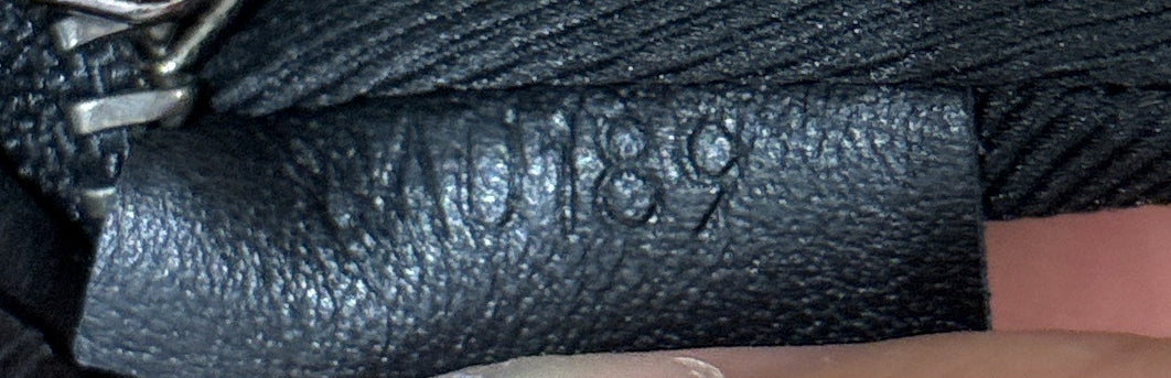 Discovery Bumbag Monogram Eclipse Canvas - Image 8