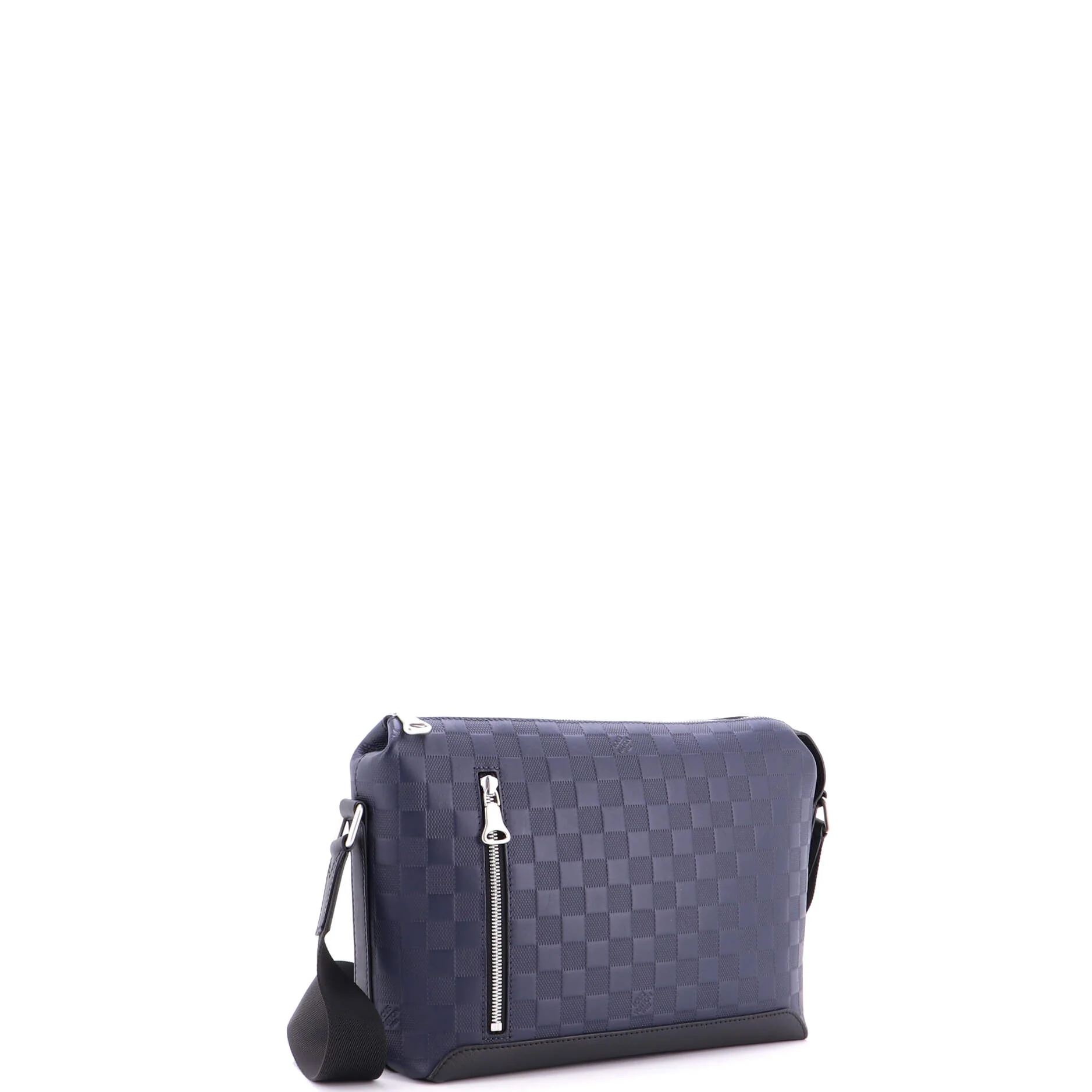 Discovery Messenger Bag Damier Infini Leather PM - Image 2
