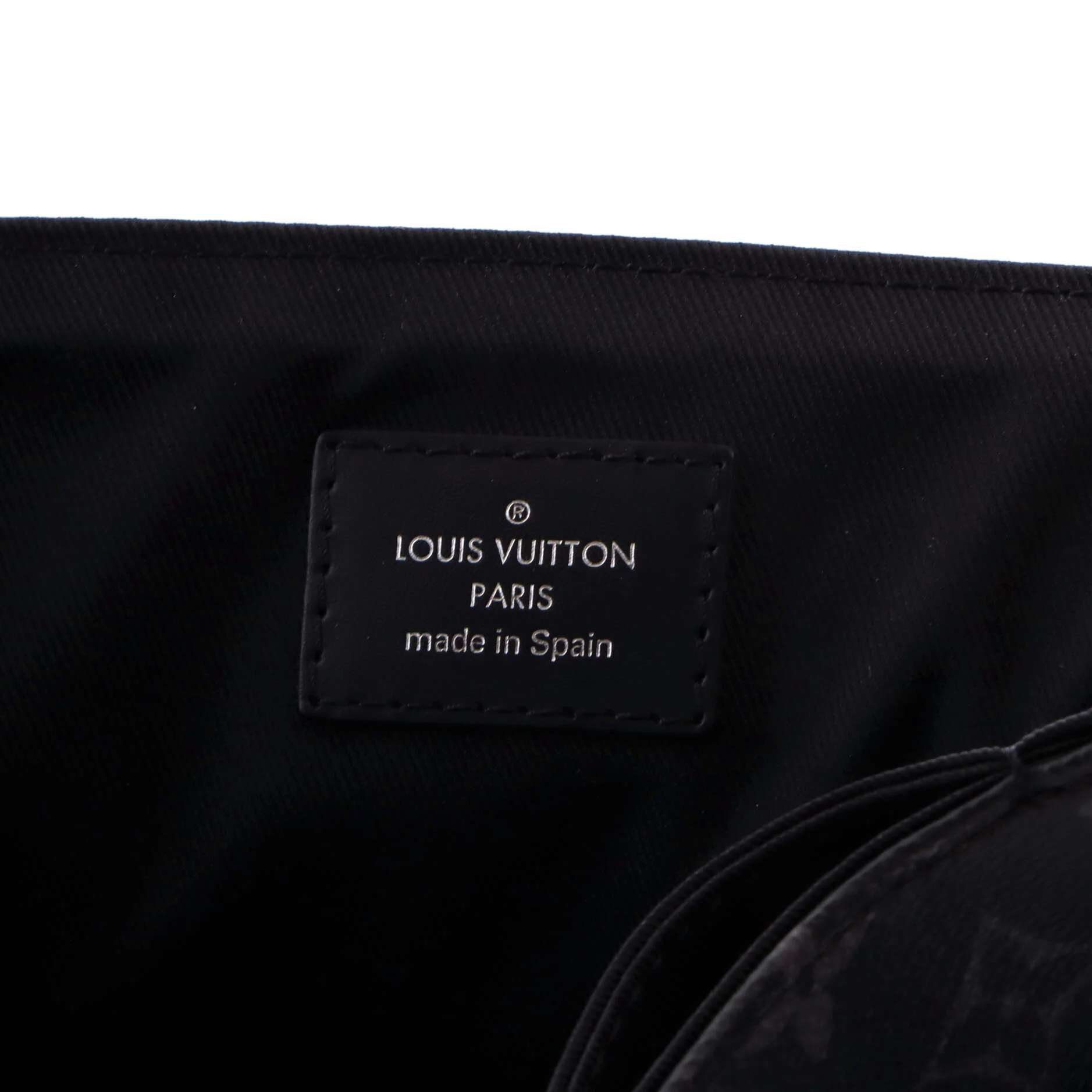 District Messenger Bag Monogram Eclipse Canvas PM - Image 8