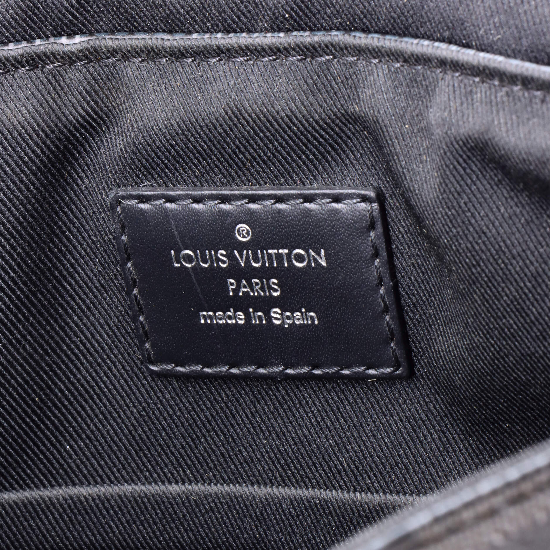 District NM Messenger Bag Damier Graphite PM - Image 6