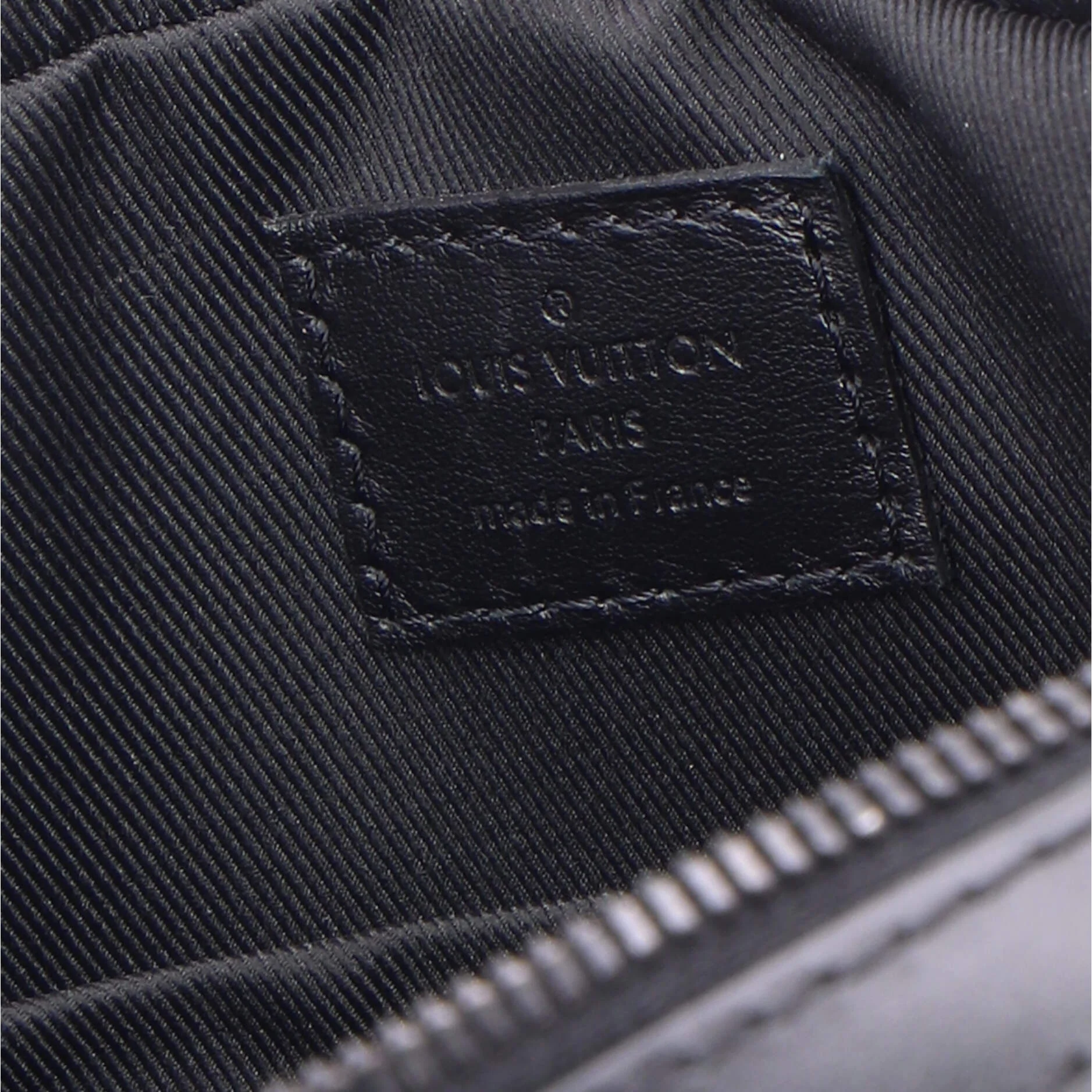 Duo Messenger Bag Monogram Shadow Leather - Image 7