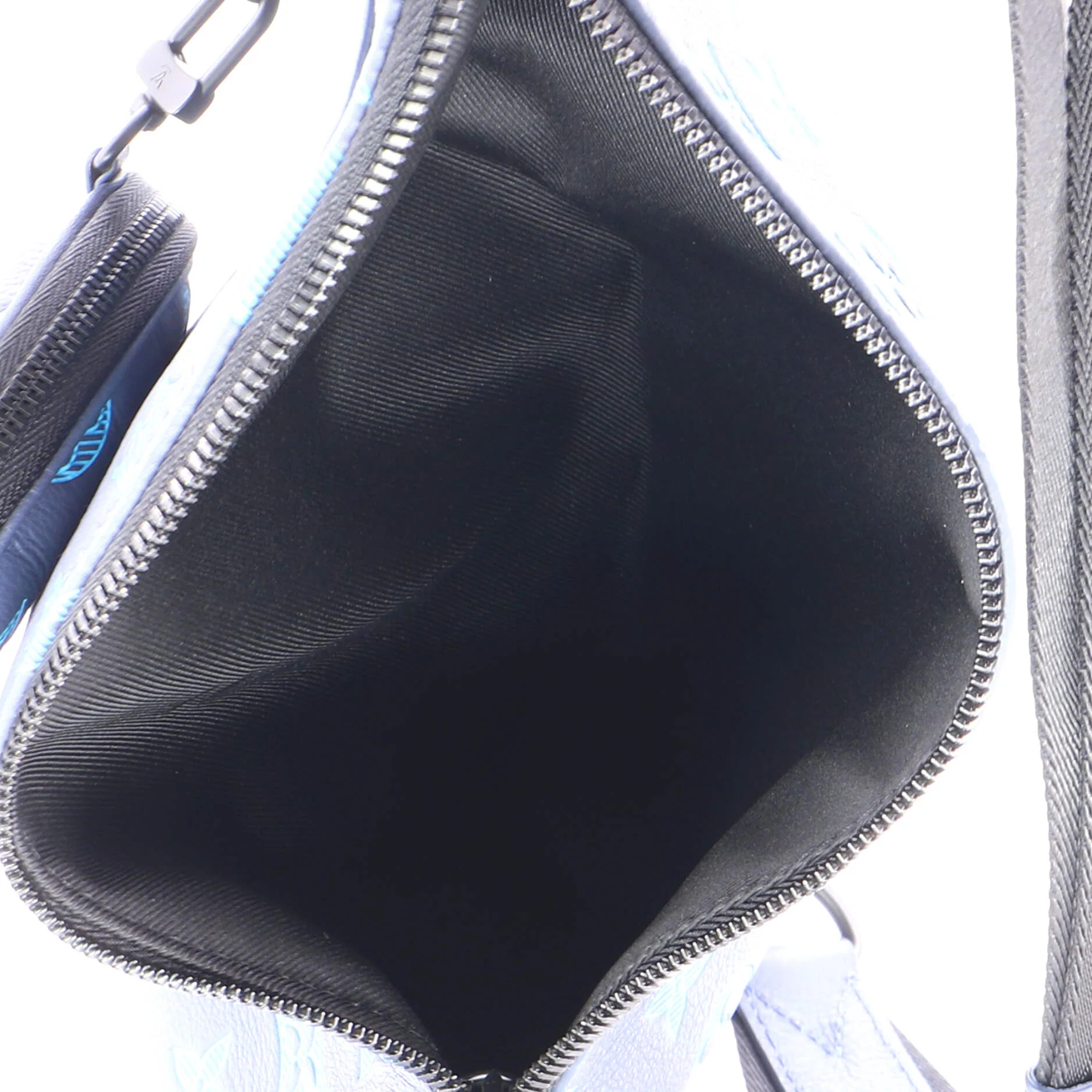 Duo Sling Bag Monogram Shadow Leather - Image 5