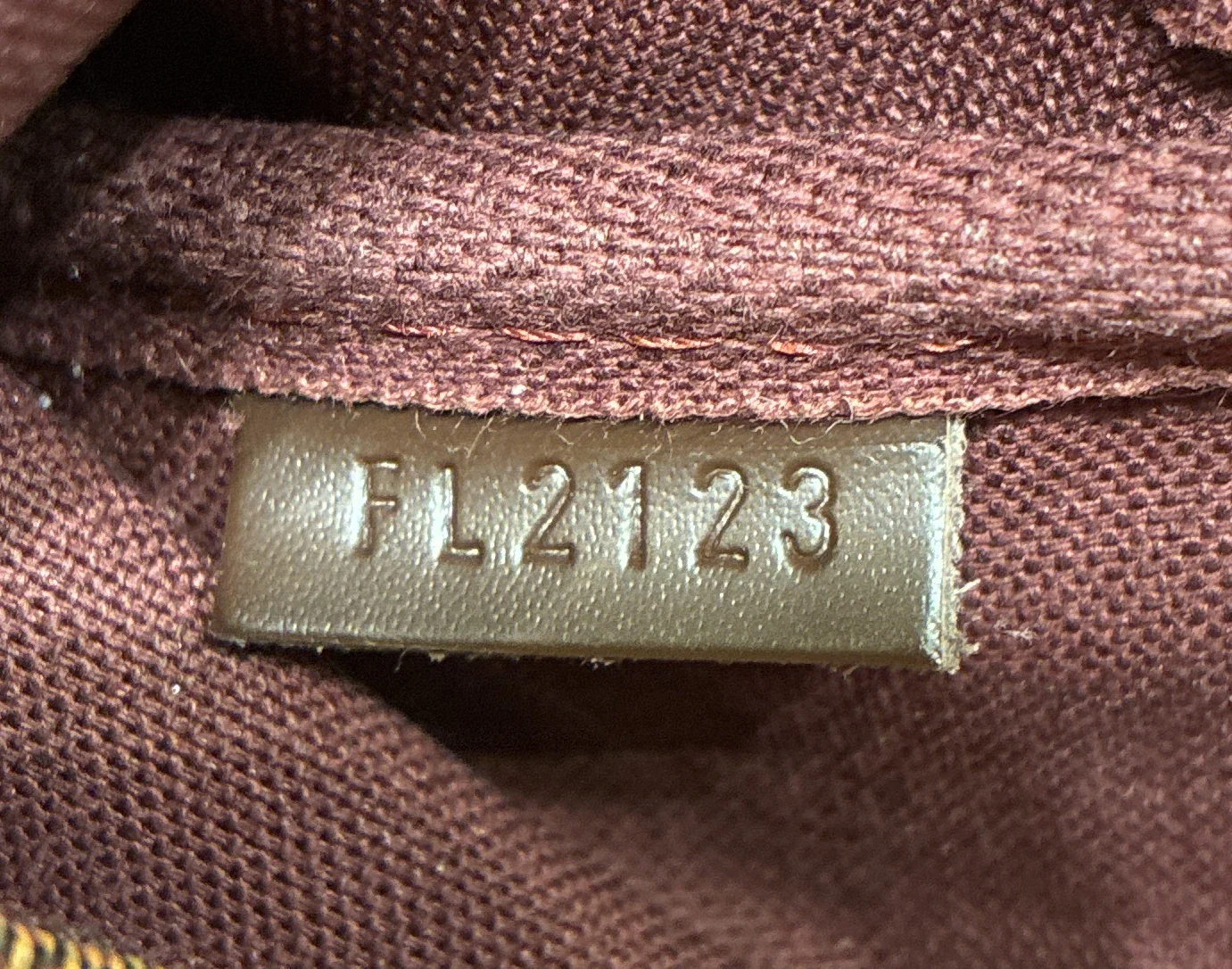 Favorite Handbag Damier PM - Image 9