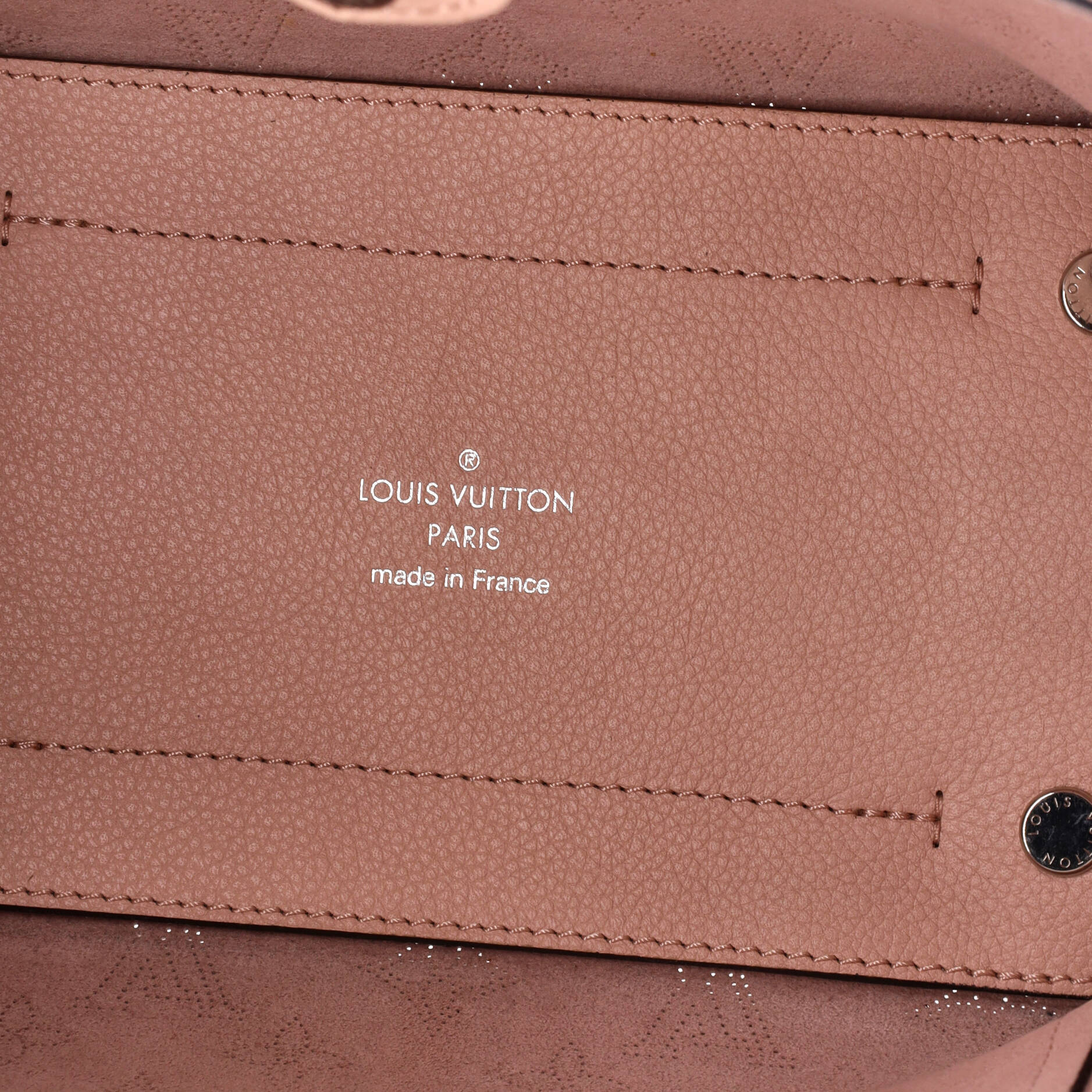 Hina Handbag Mahina Leather PM - Image 6