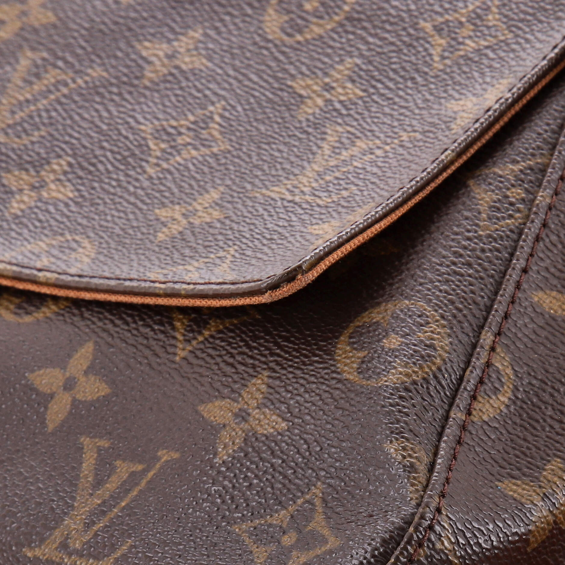 Looping Handbag Monogram Canvas Mini - Image 8