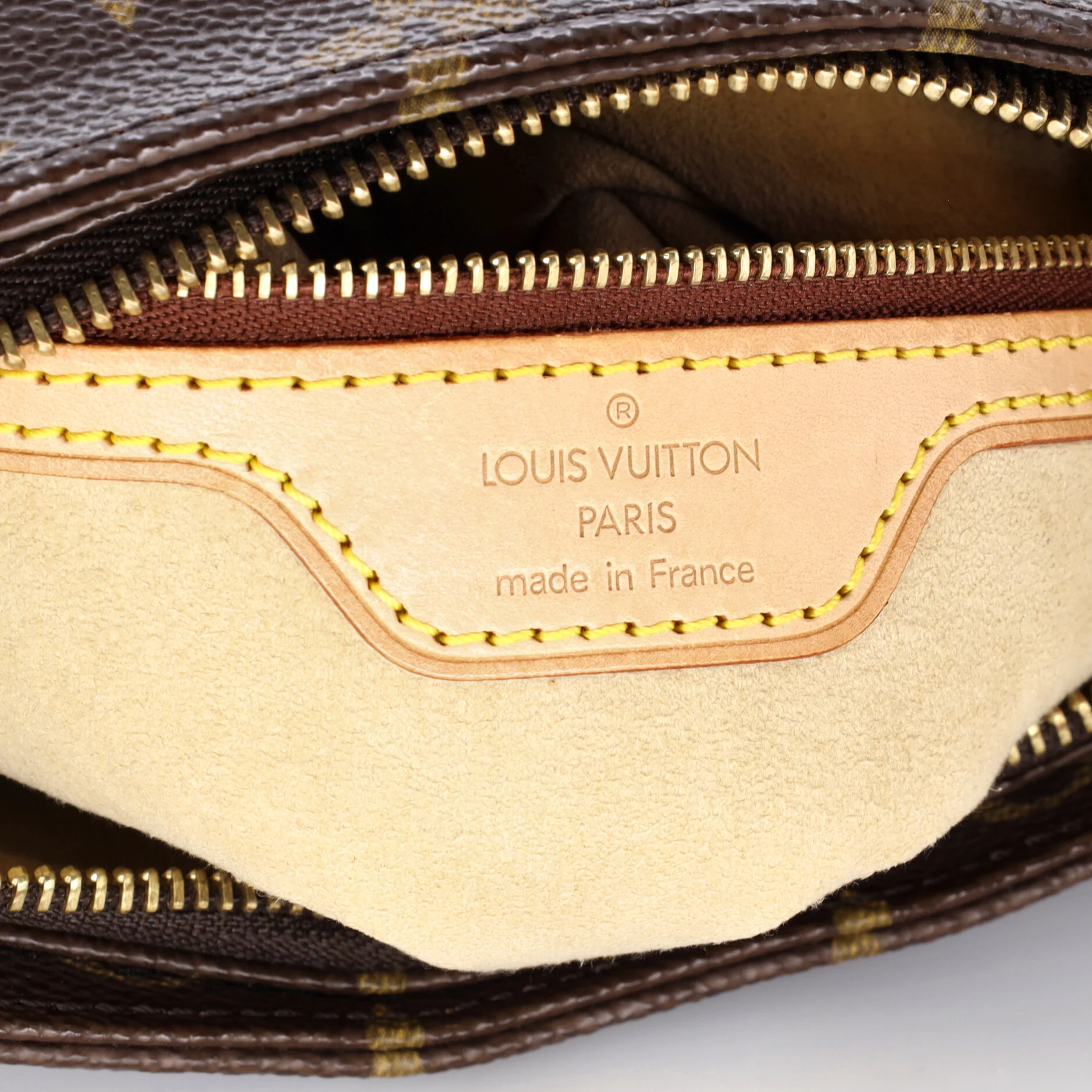 Looping Handbag Monogram Canvas MM - Image 8