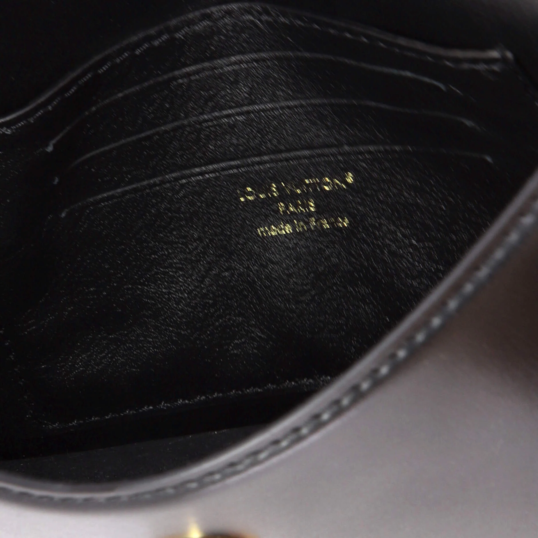 LV Bloom Wallet on Chain Leather - Image 6