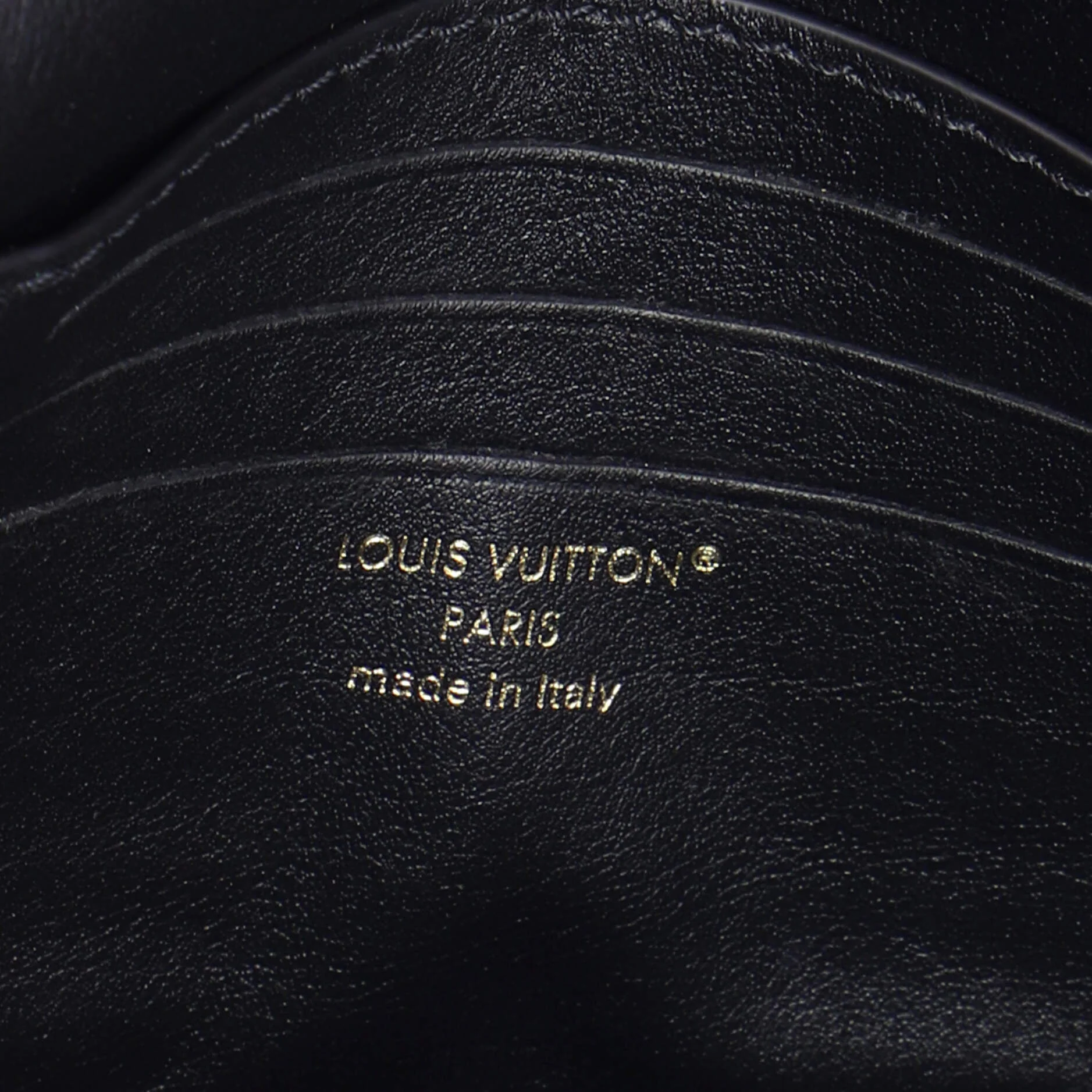 LV Bloom Wallet on Chain Leather - Image 6