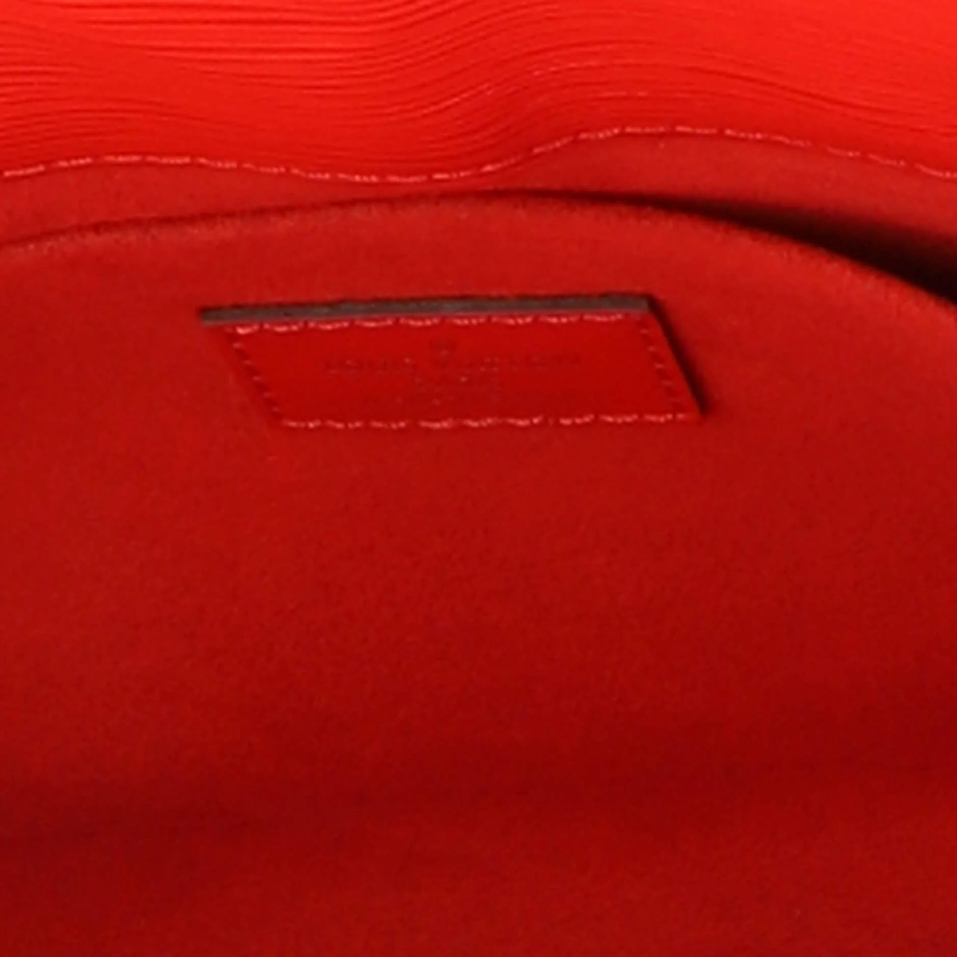Marly Handbag Epi Leather MM - Image 6