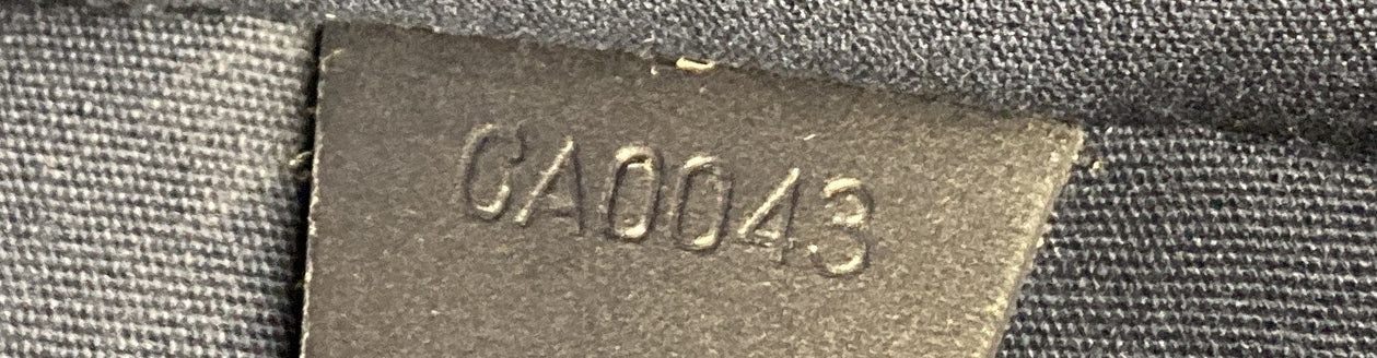 Mat Allston Handbag Monogram Vernis - Image 9