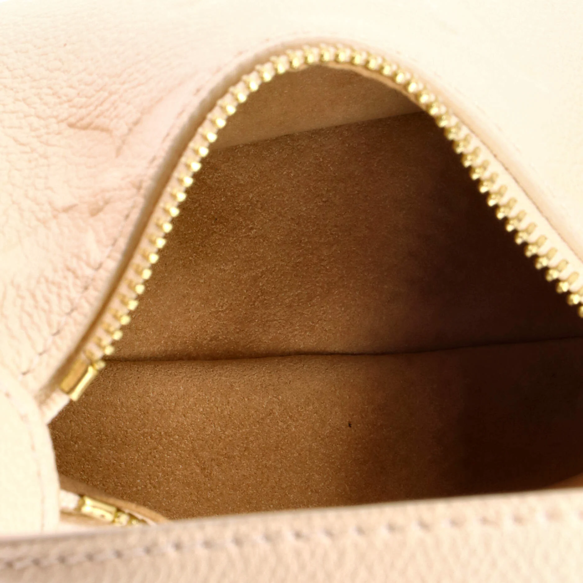 Moon Shoulder Bag Monogram Empreinte Giant Mini - Image 5
