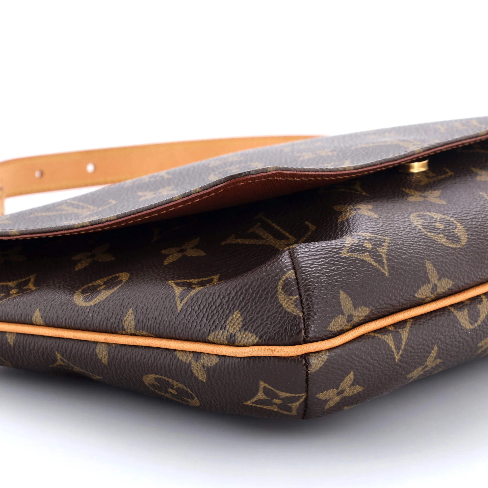 Musette Tango Handbag Monogram Canvas - Image 5