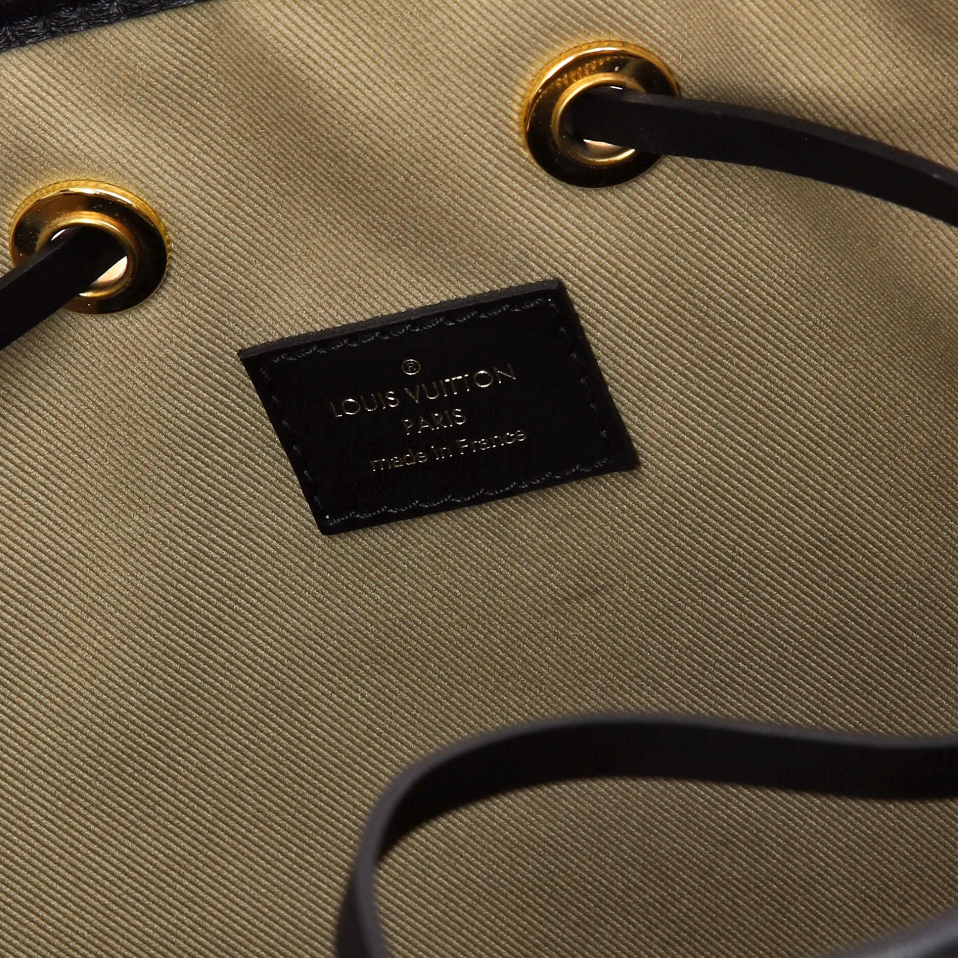 Neo Noe By The Pool Monogram Raffia MM - Image 6