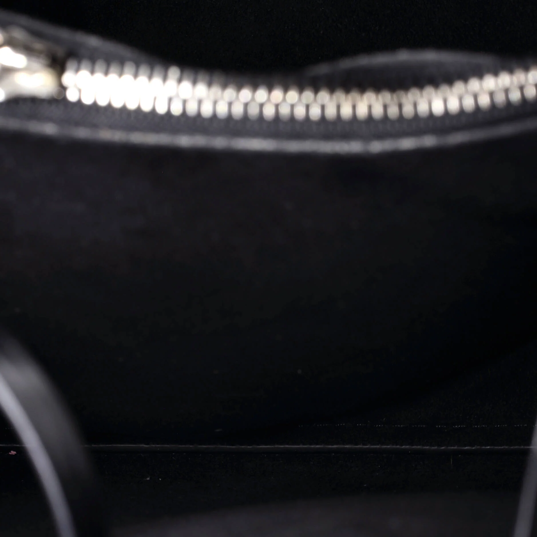NeoNoe Handbag Epi Leather MM - Image 5