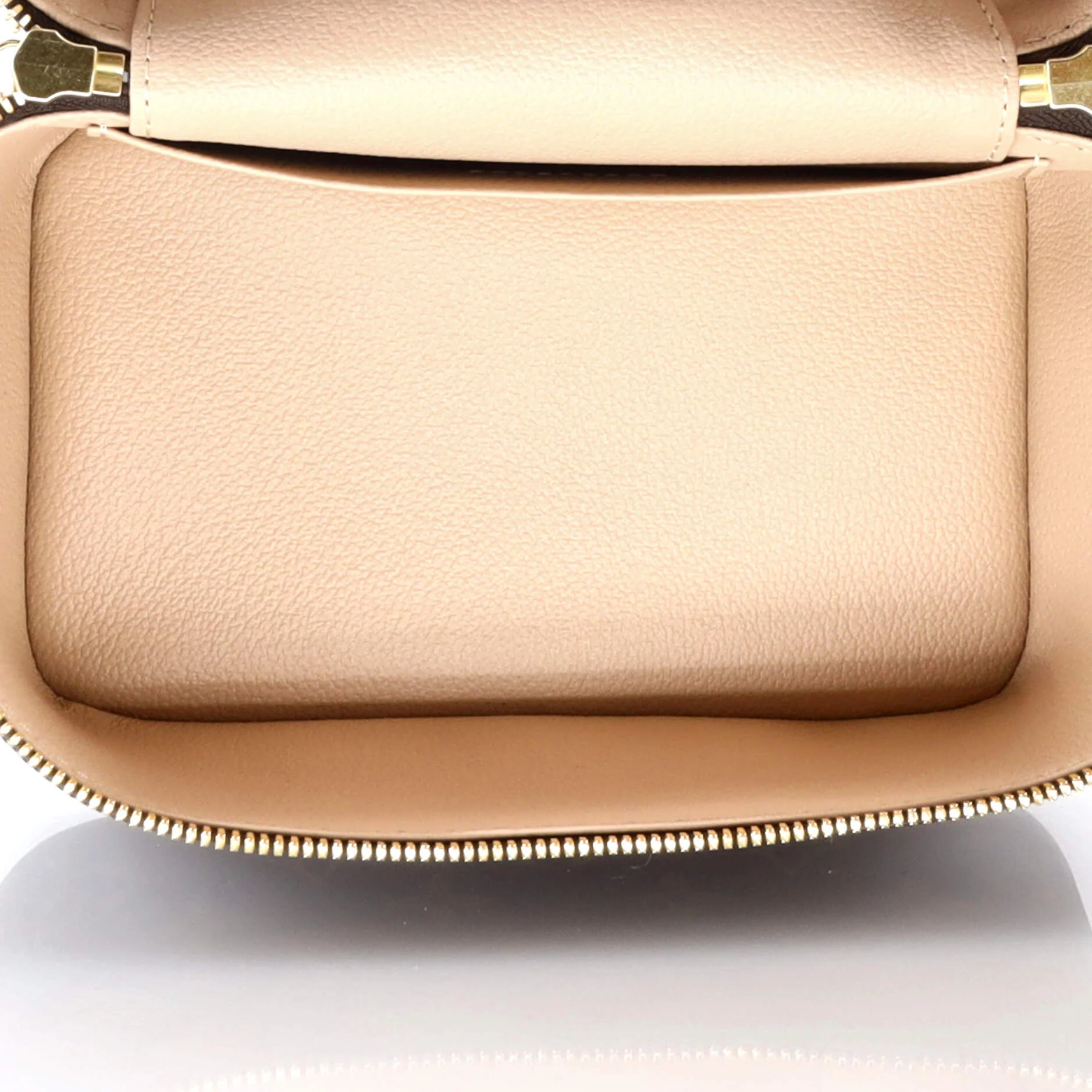Nice Vanity Case Monogram Canvas Mini - Image 5