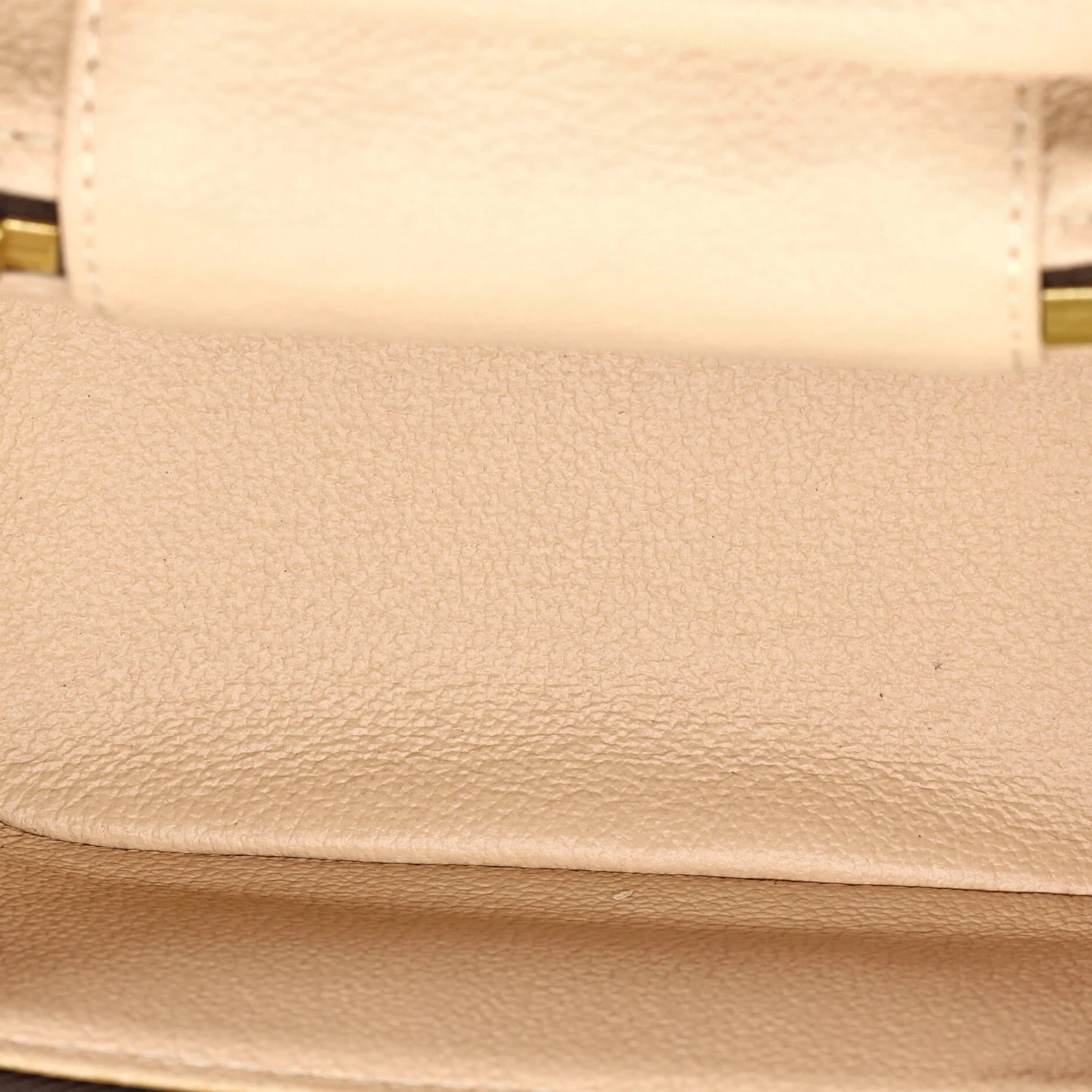 Nice Vanity Case Monogram Canvas Nano - Image 5