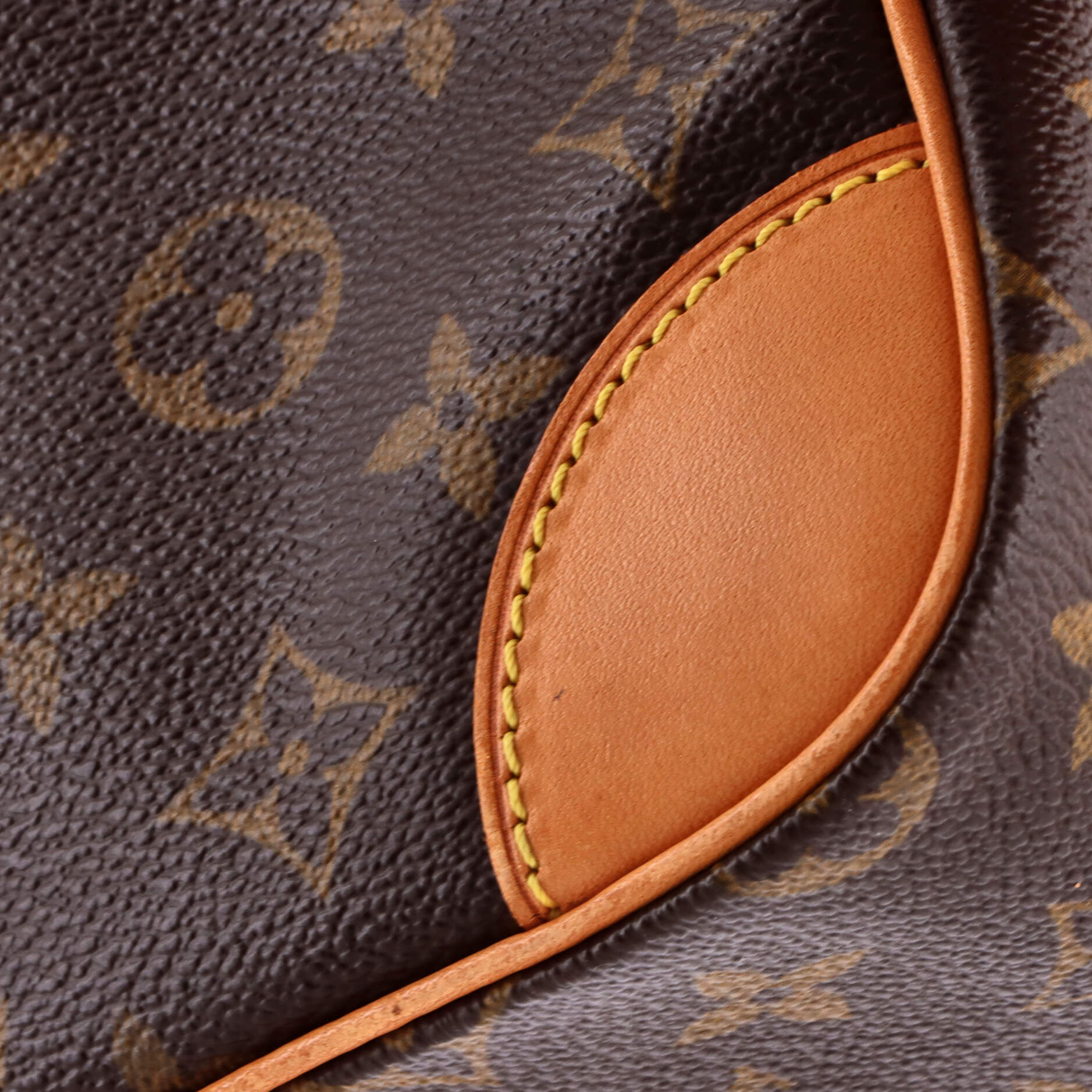 Nil Messenger Bag Monogram Canvas 28 - Image 7