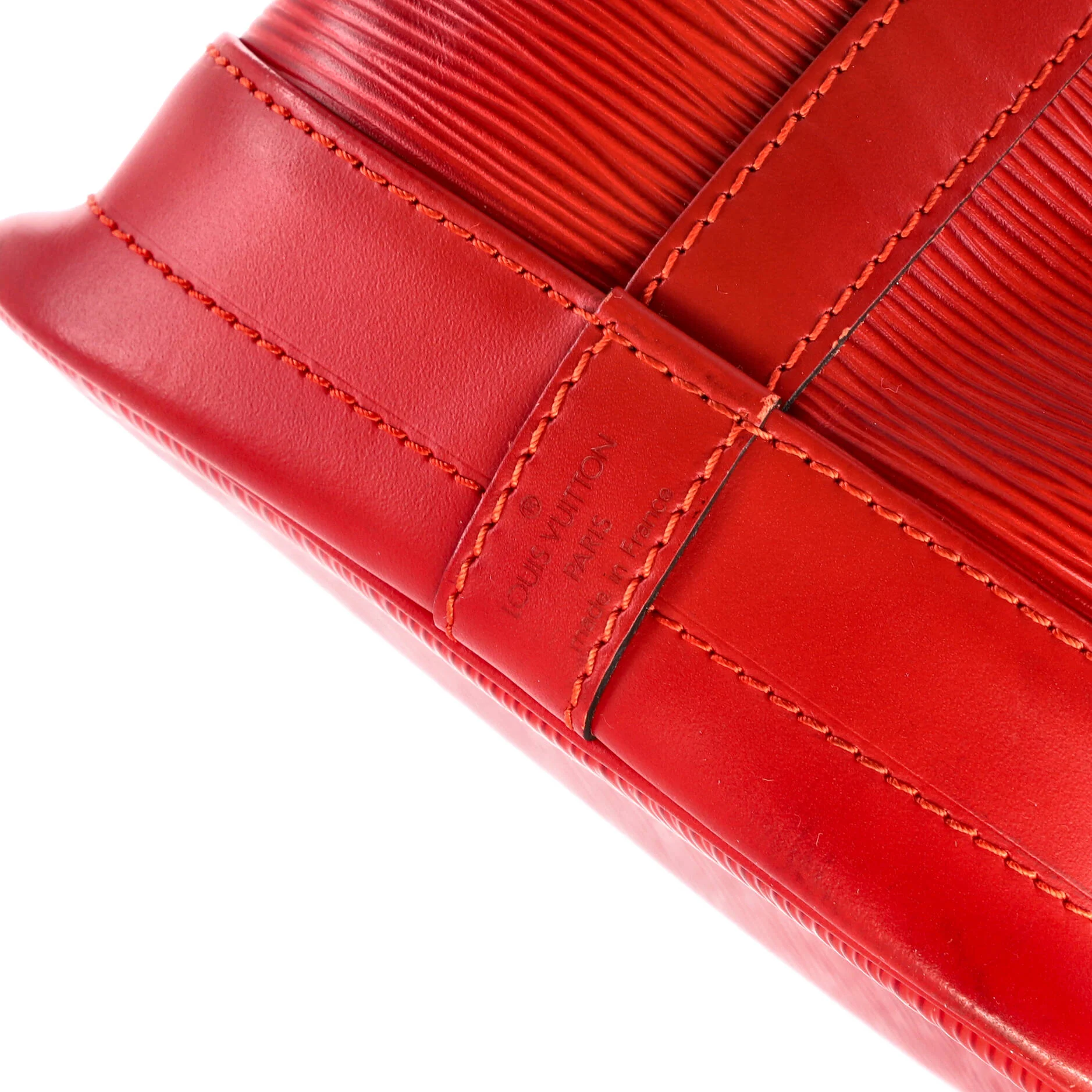 Noe Handbag Epi Leather Large - Image 6
