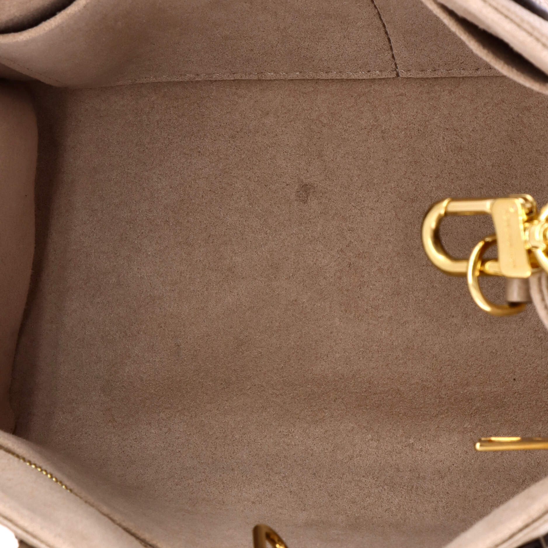 OnTheGo Tote Bicolor Monogram Empreinte Giant PM - Image 5