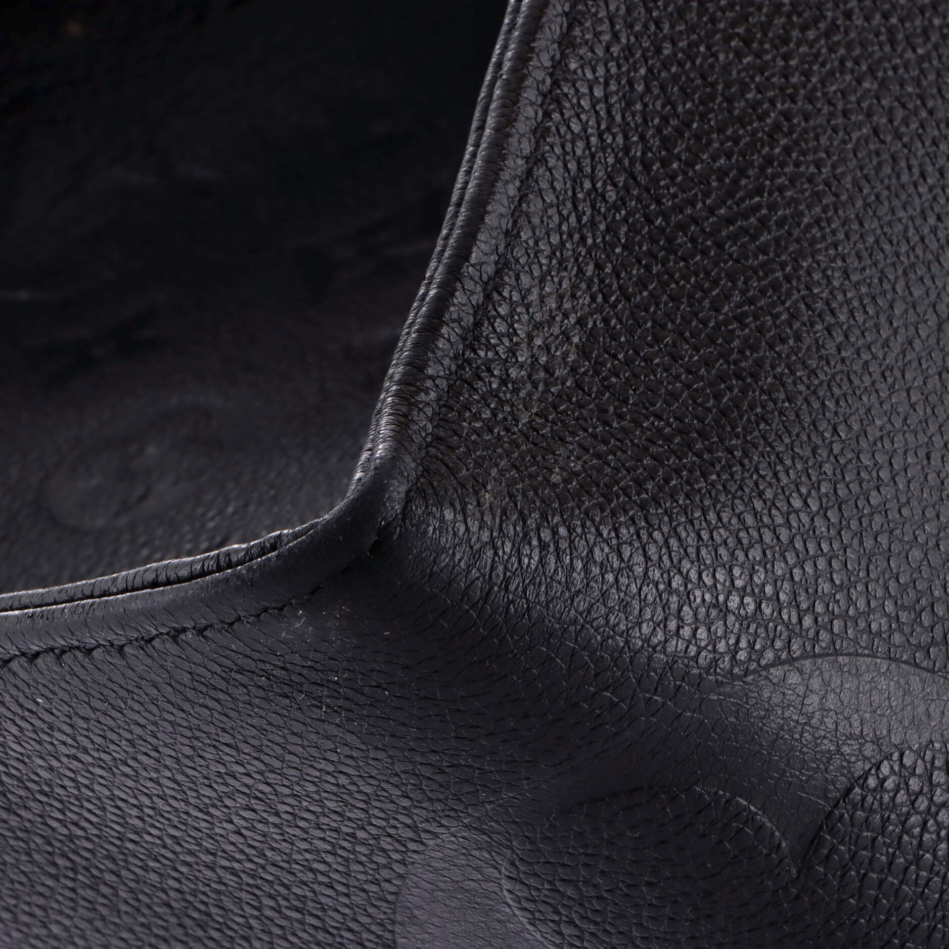 OnTheGo Tote Monogram Empreinte Giant GM - Image 6
