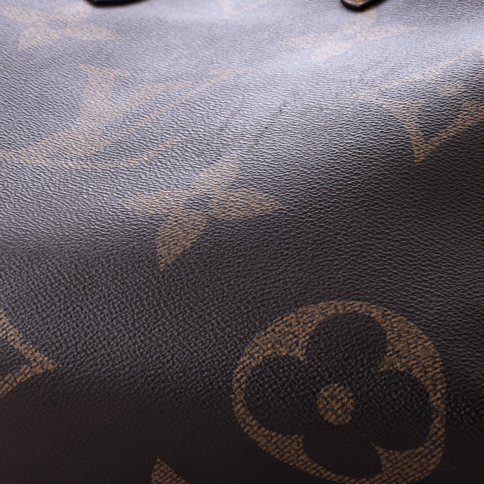 OnTheGo Tote Reverse Monogram Giant GM - Image 7