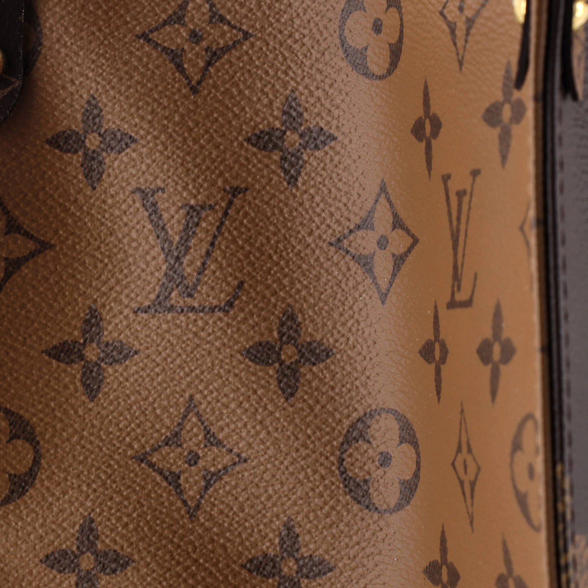 OnTheGo Tote Reverse Monogram Giant GM - Image 6