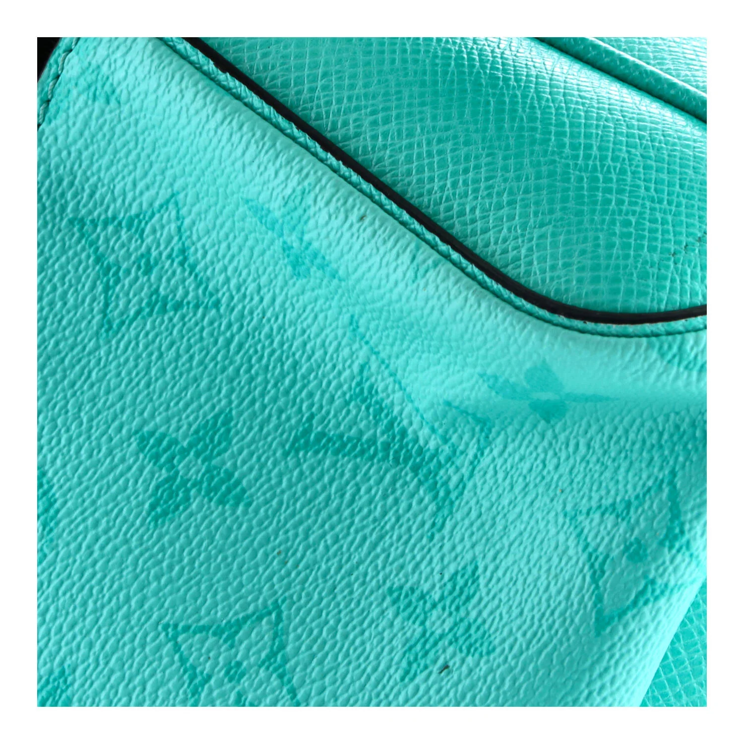 Outdoor Messenger Bag Monogram Taigarama - Image 7