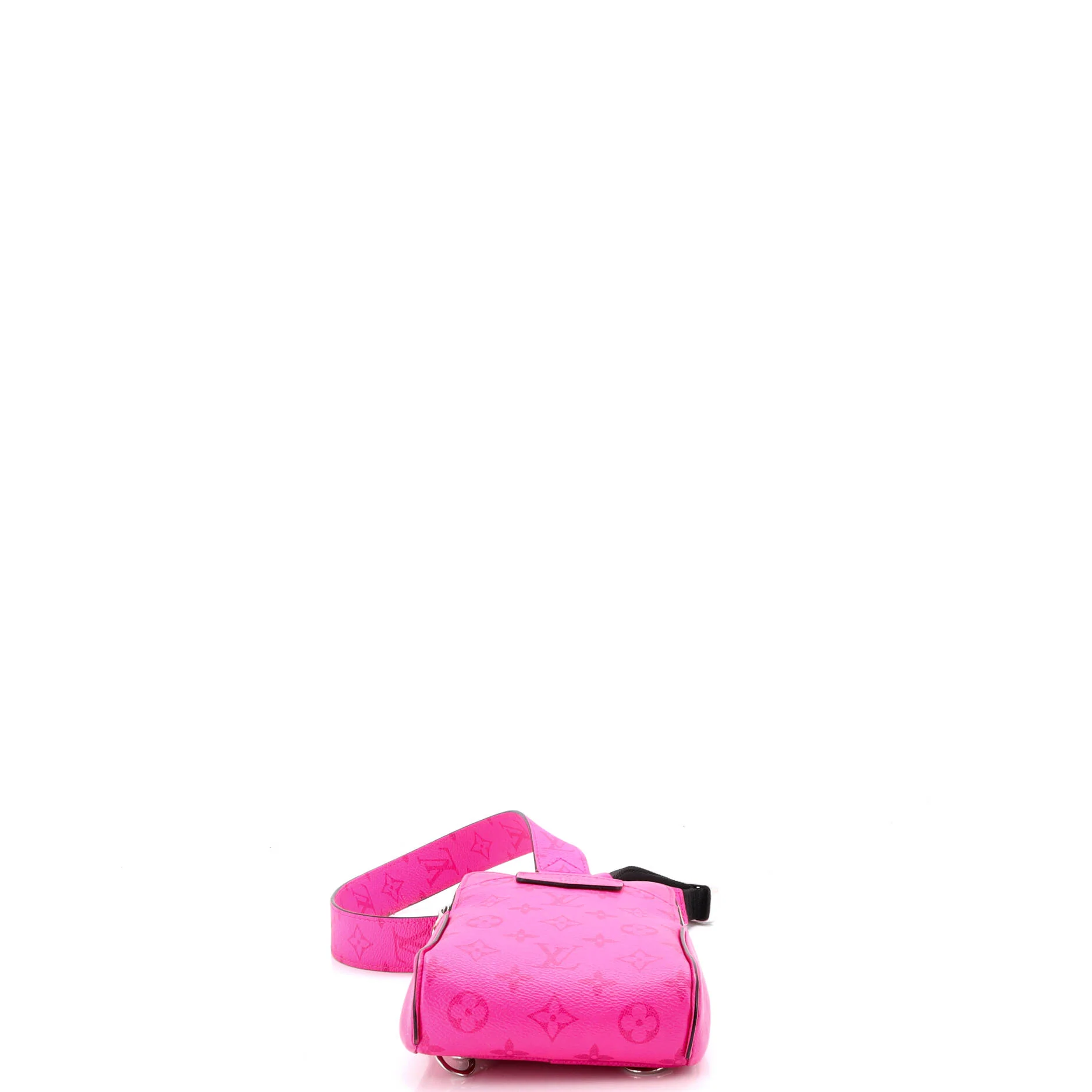 Outdoor Slingbag Monogram Taigarama - Image 4