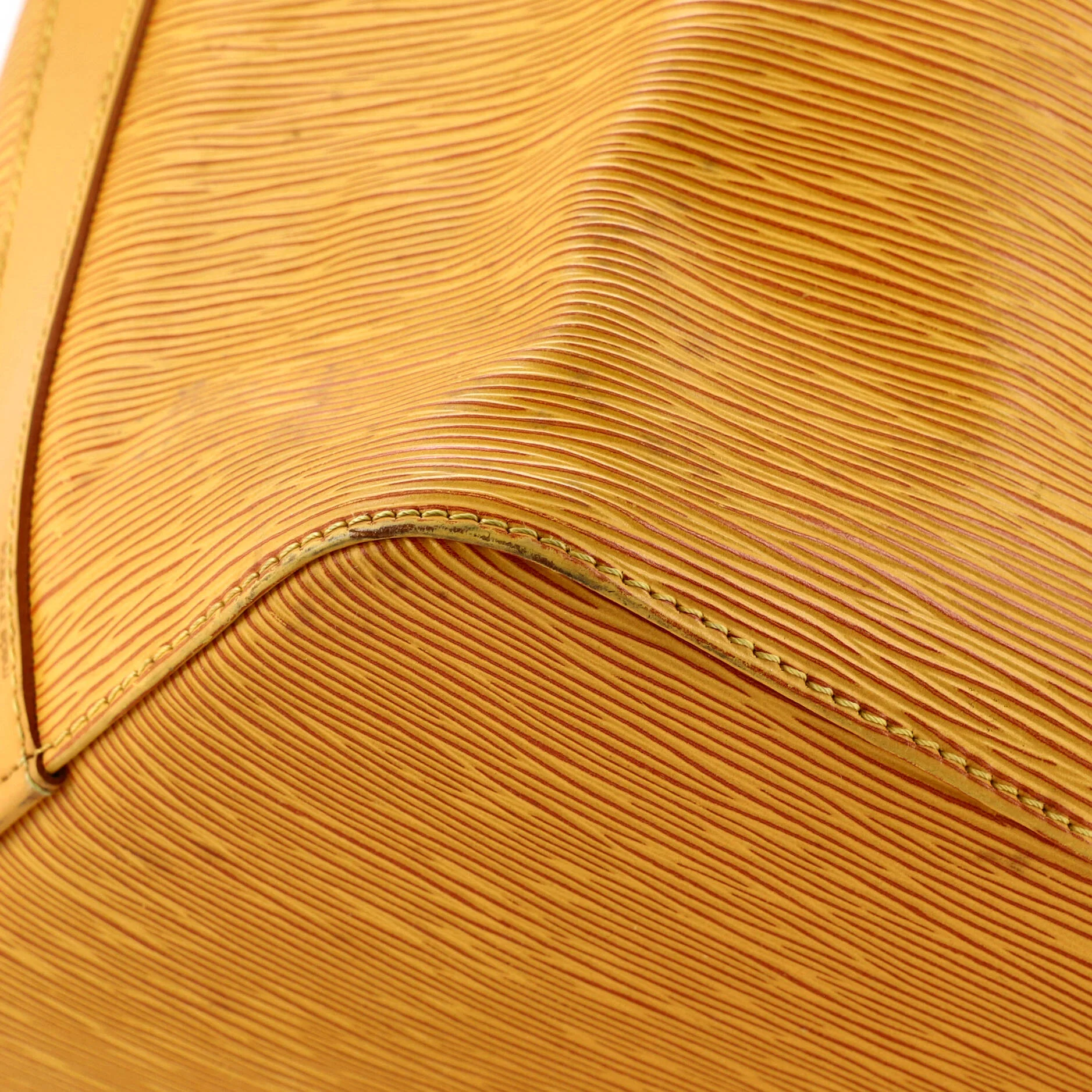 Petit Noe Handbag Epi Leather - Image 7