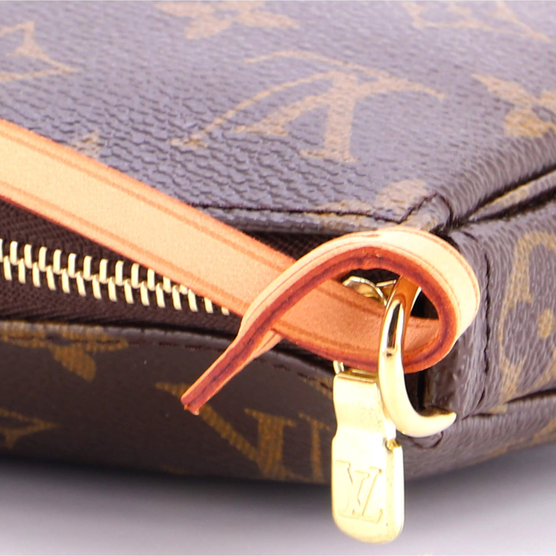 Pochette Accessoires Limited Edition Monogram Murakami Panda - Image 5