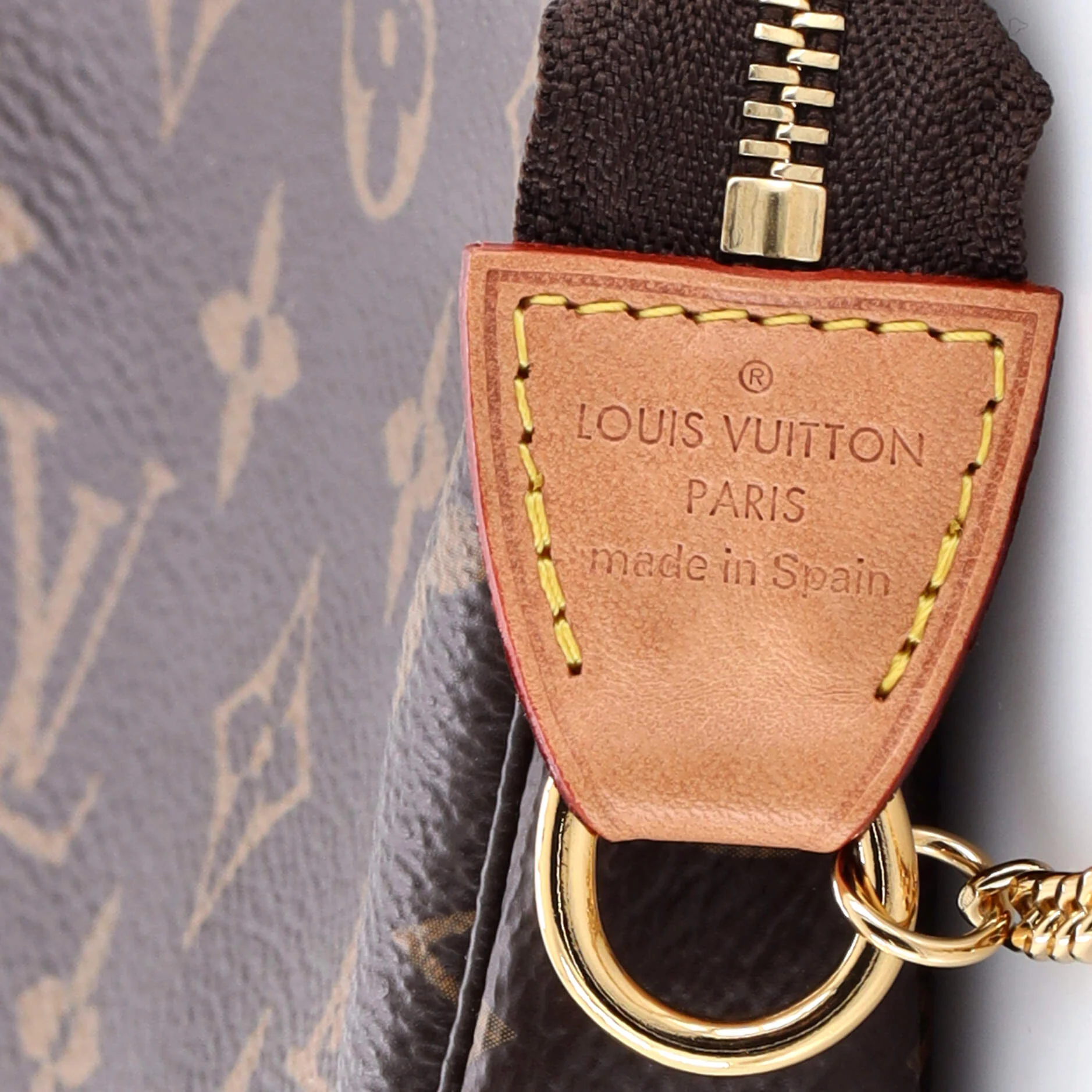 Pochette Accessoires Monogram Canvas Mini - Image 6