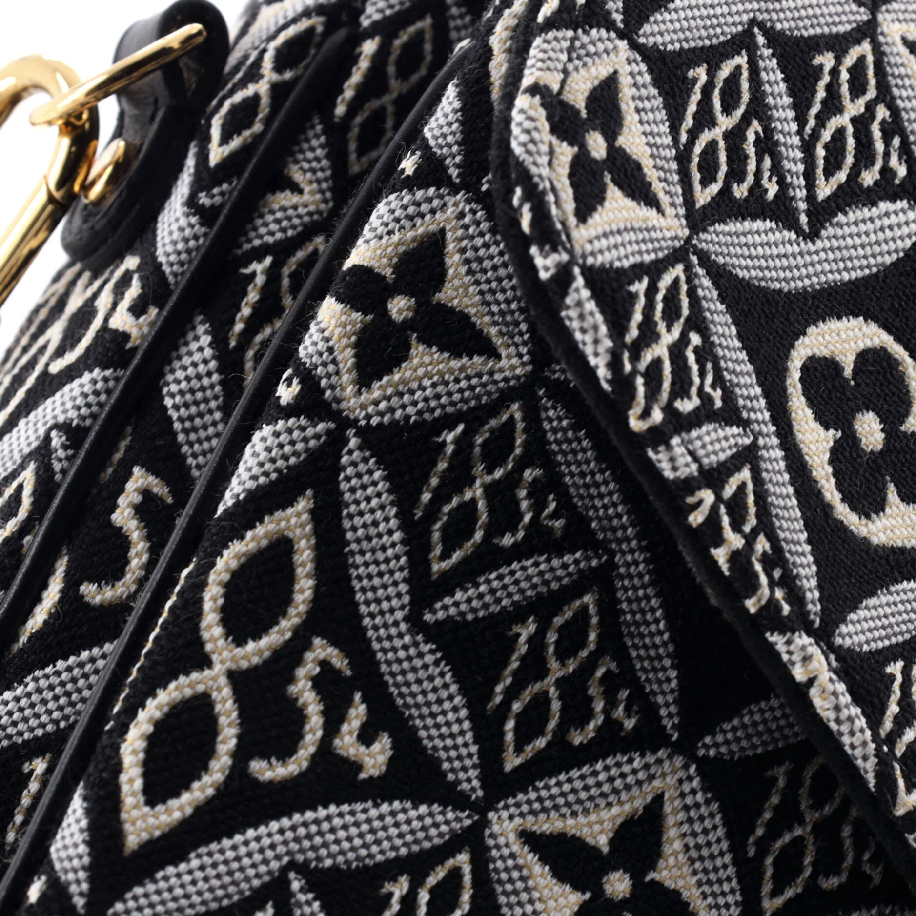 Pochette Metis Limited Edition Since 1854 Monogram Jacquard - Image 6