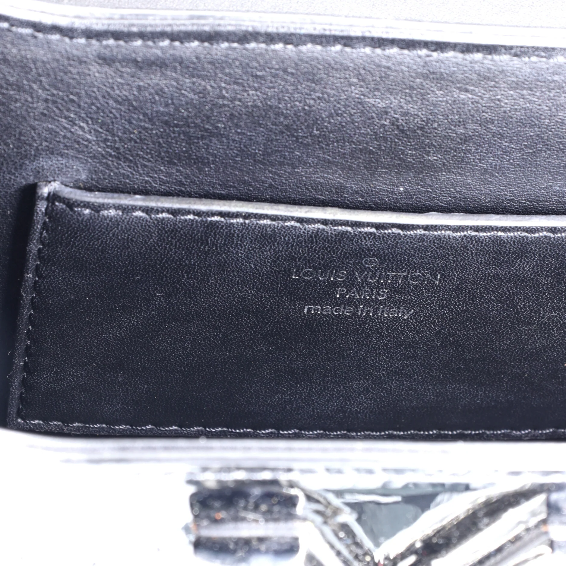 Pochette Twist Handbag Leather with Monogram Vernis - Image 6