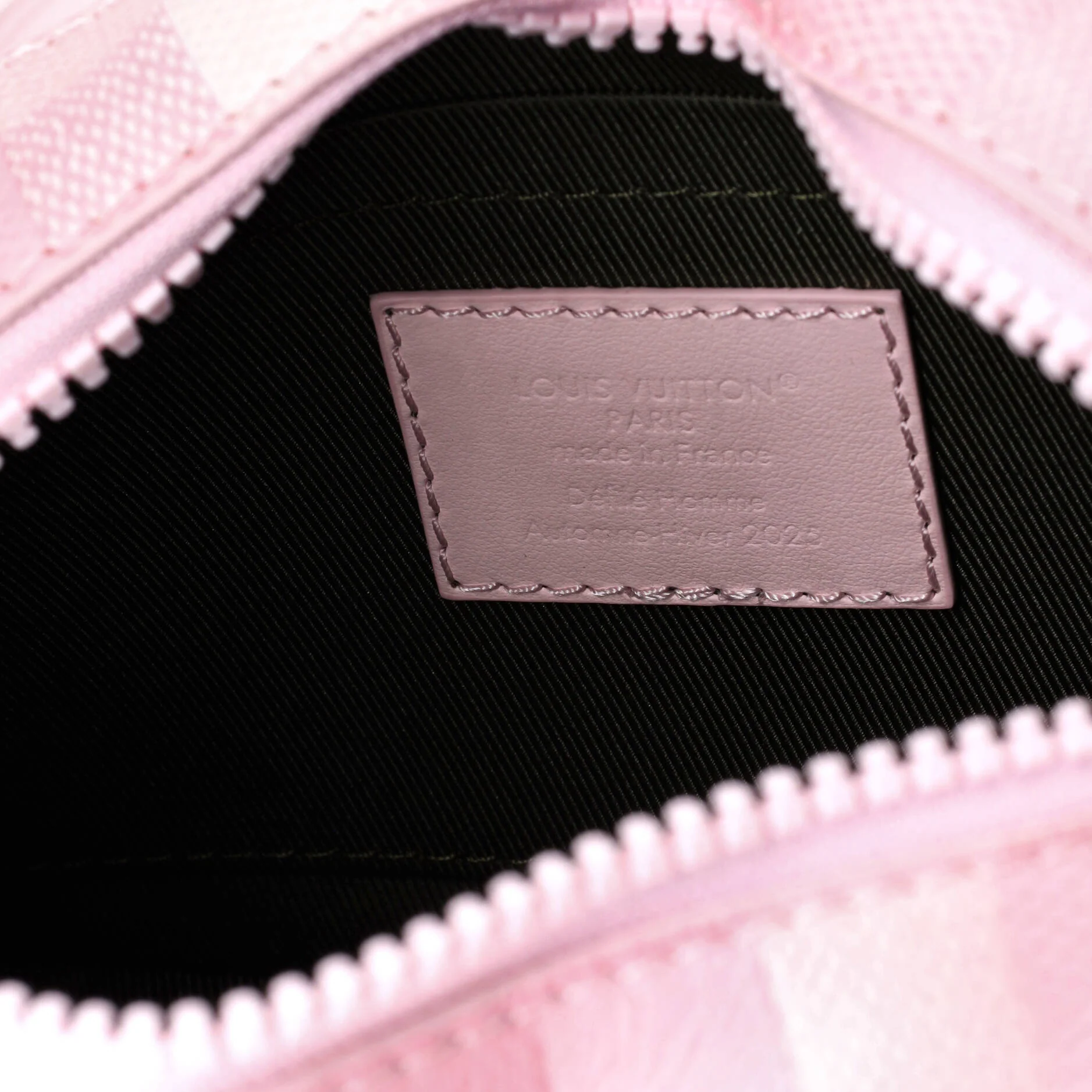 Soft Trunk Bag Damoflage Sakura Leather Mini - Image 6