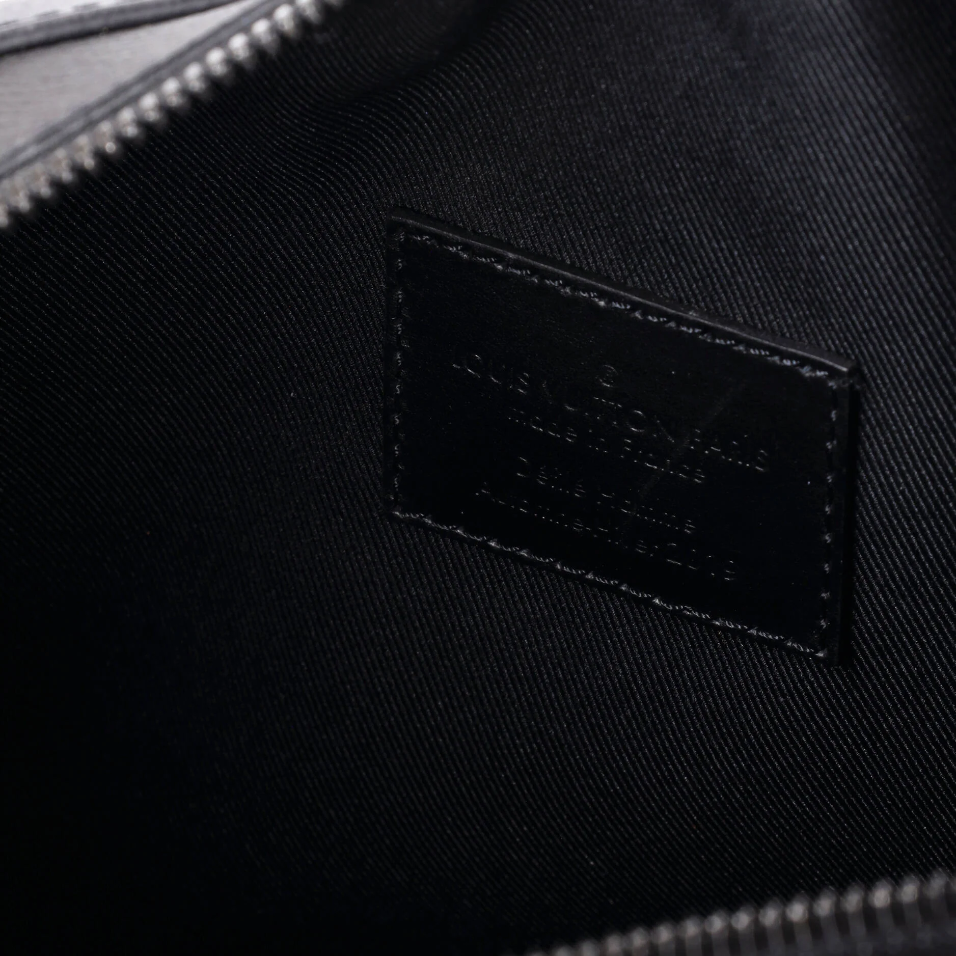 Soft Trunk Bag Rainbow Taiga Leather - Image 7