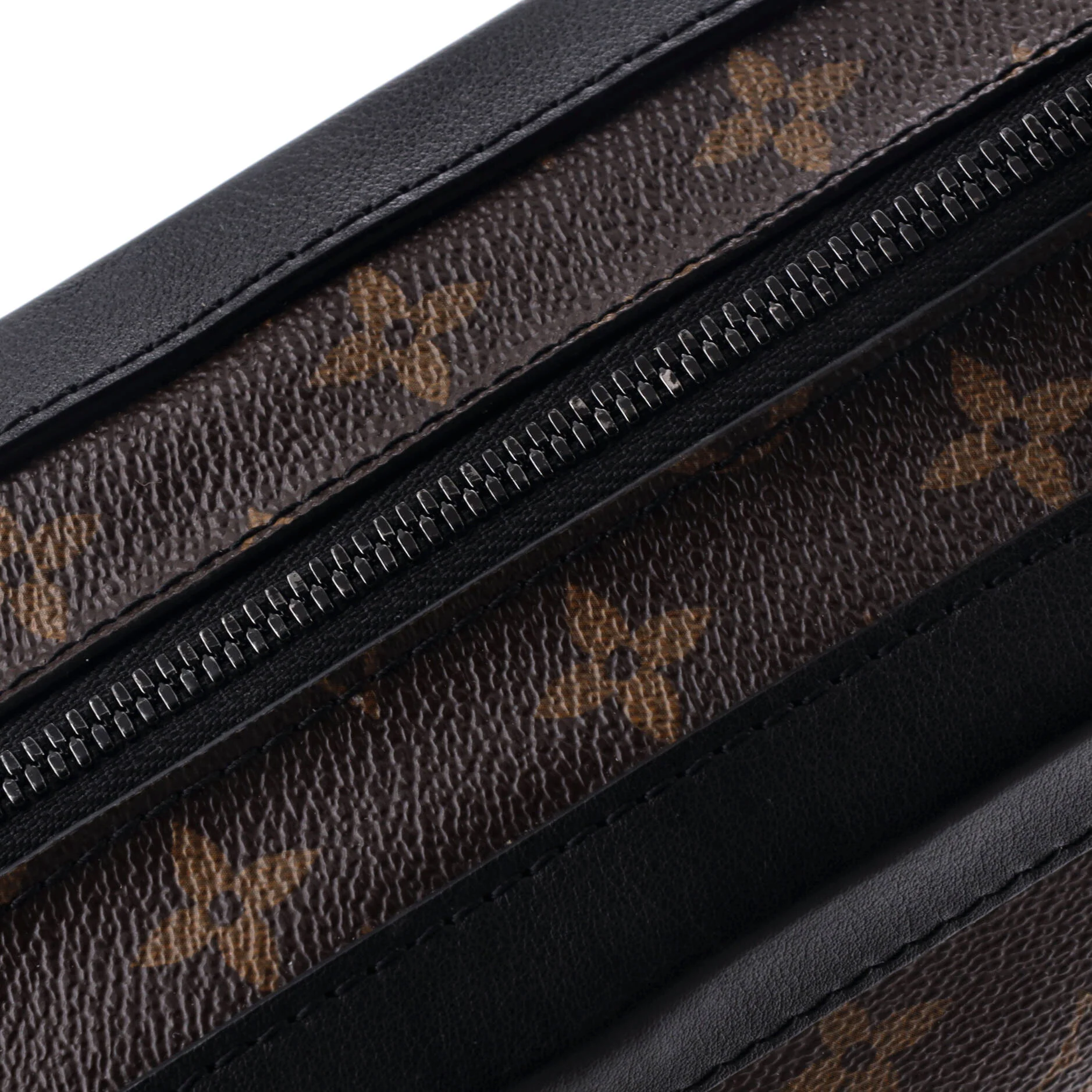 Solar Ray Soft Trunk Bag Monogram Canvas - Image 6