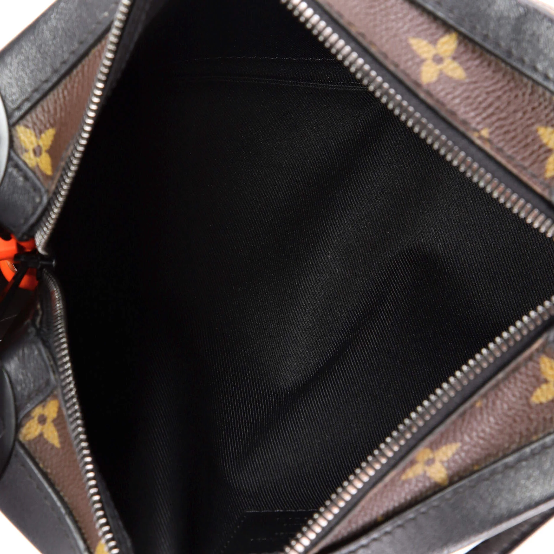 Solar Ray Soft Trunk Bag Monogram Canvas - Image 5