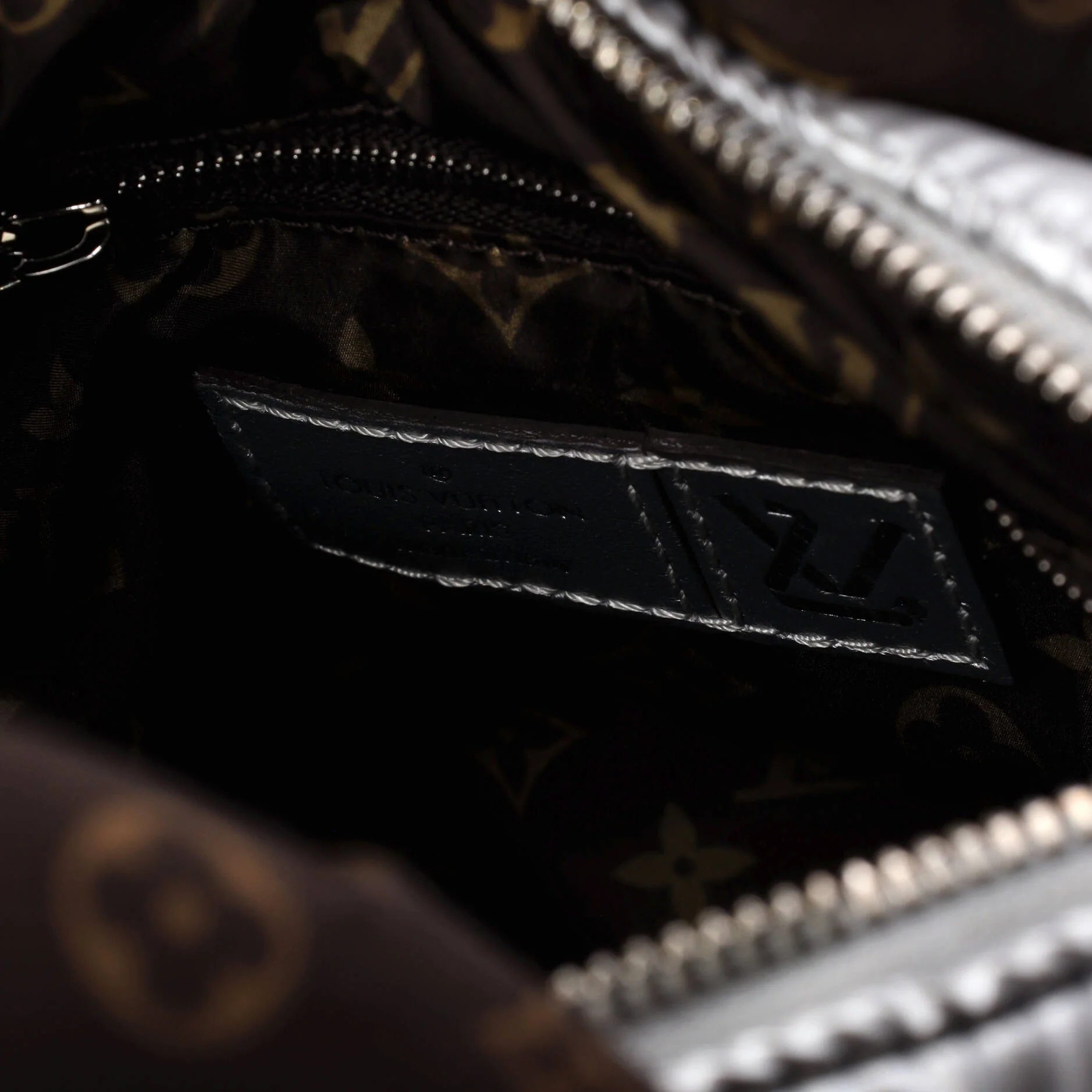 Speedy Bandouliere Bag Monogram Quilted Econyl Nylon 25 - Image 6