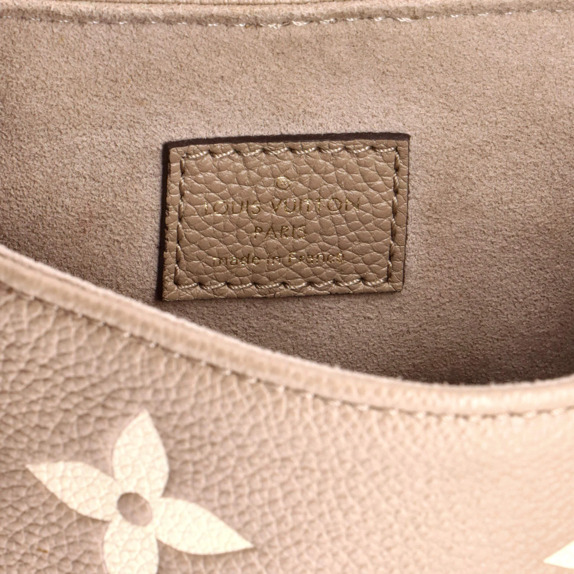 Tiny Backpack Bicolor Monogram Empreinte Giant - Image 7