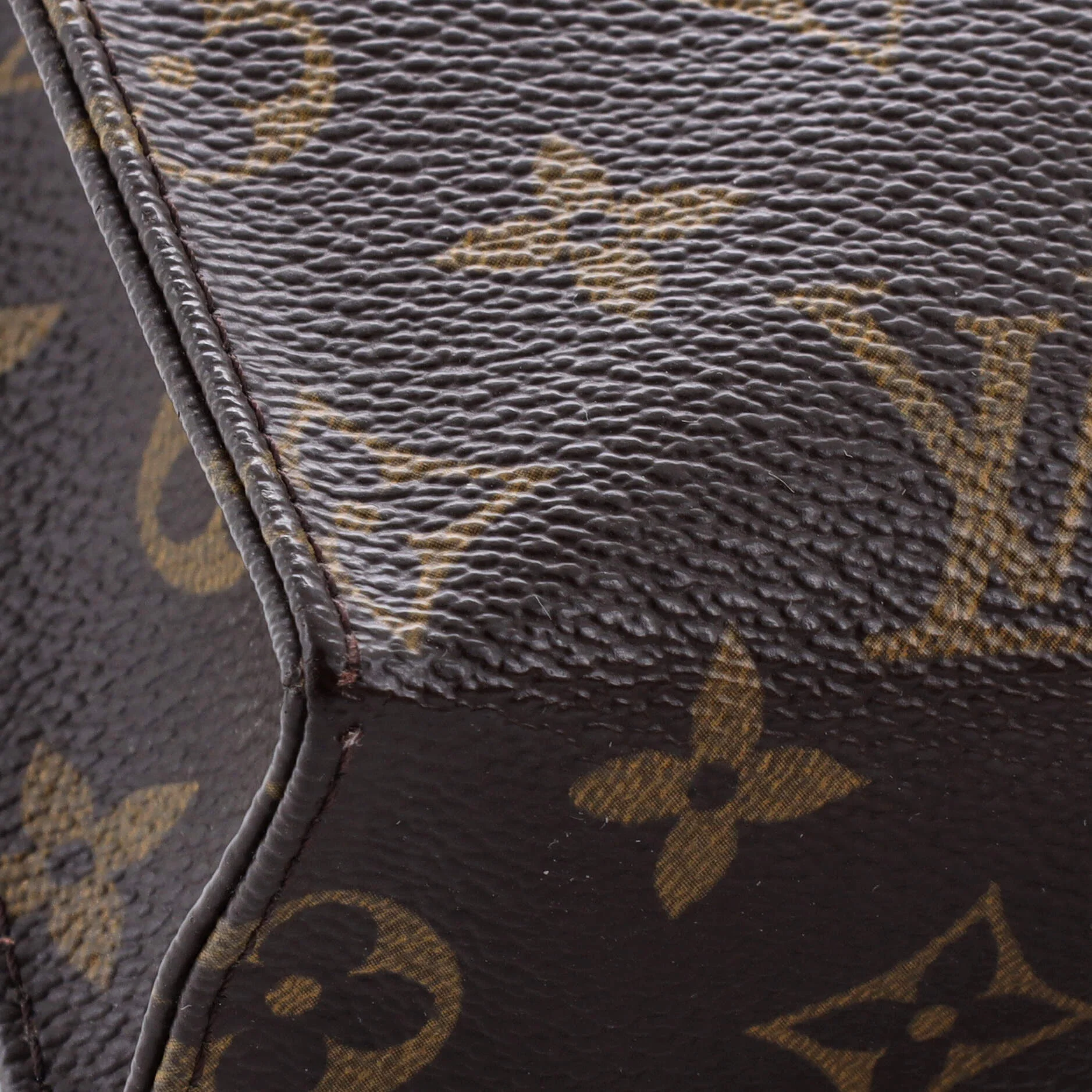 Toiletry Pouch Monogram Canvas 26 - Image 7