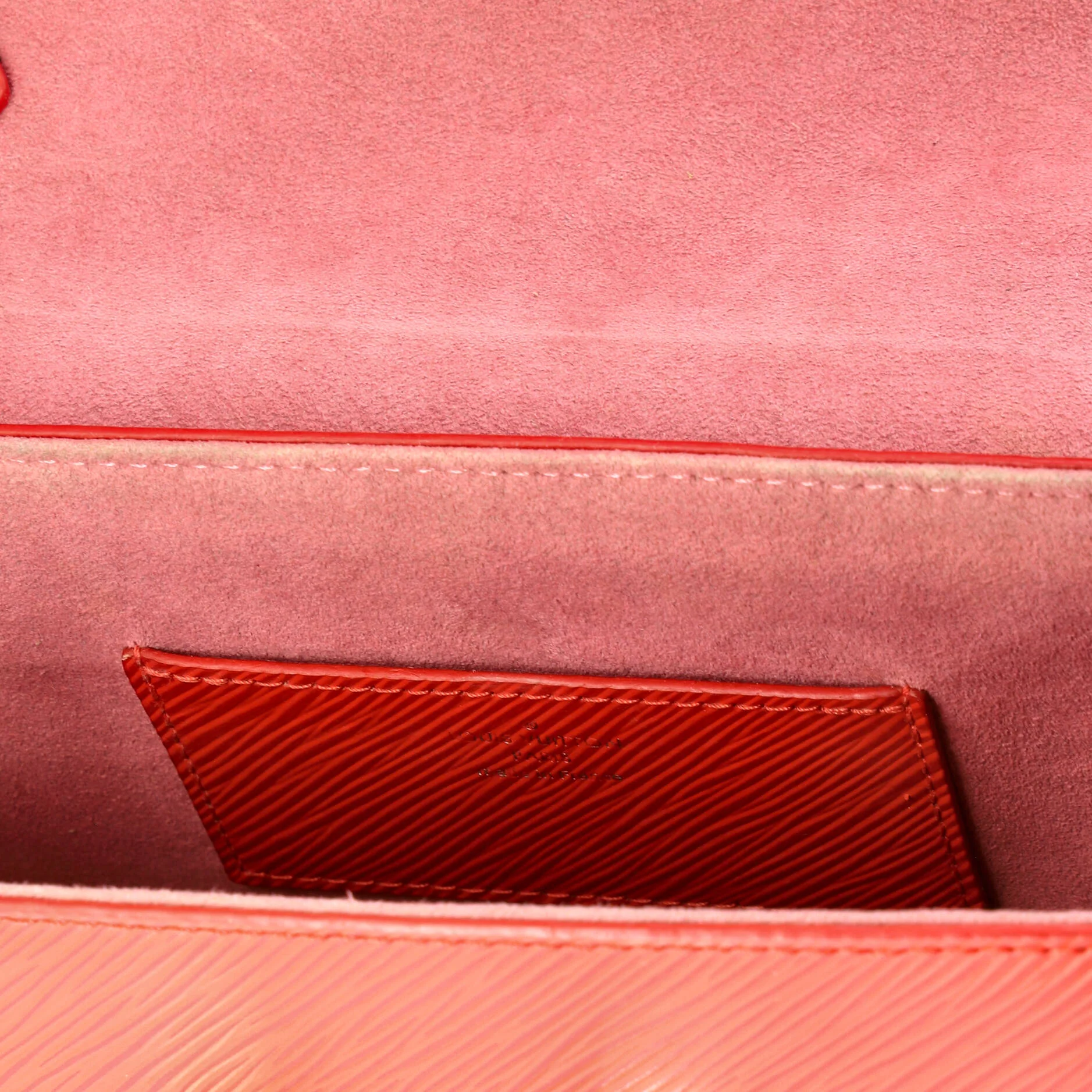 Twist Handbag Epi Leather MM - Image 6