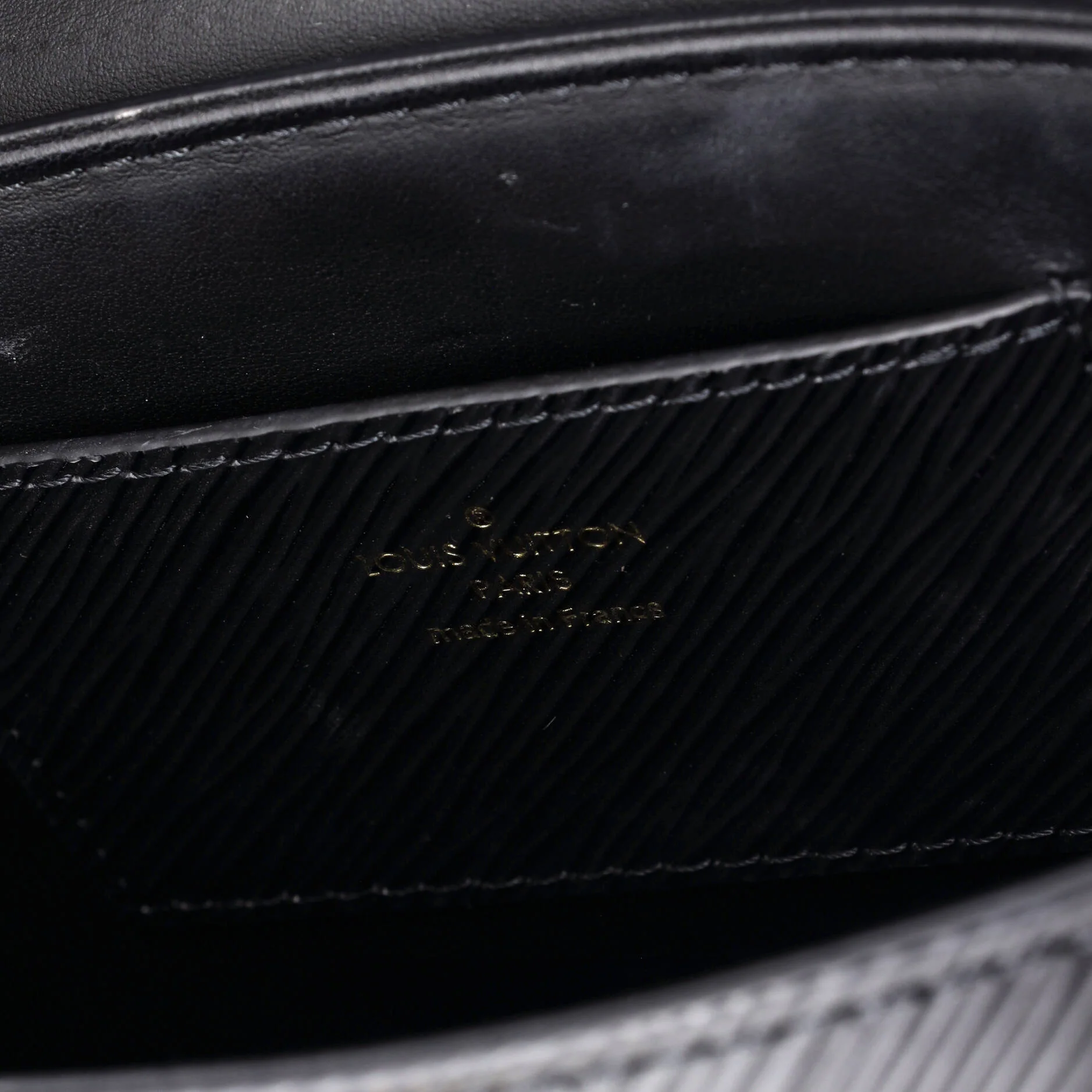 Twist Handbag Epi Leather PM - Image 8