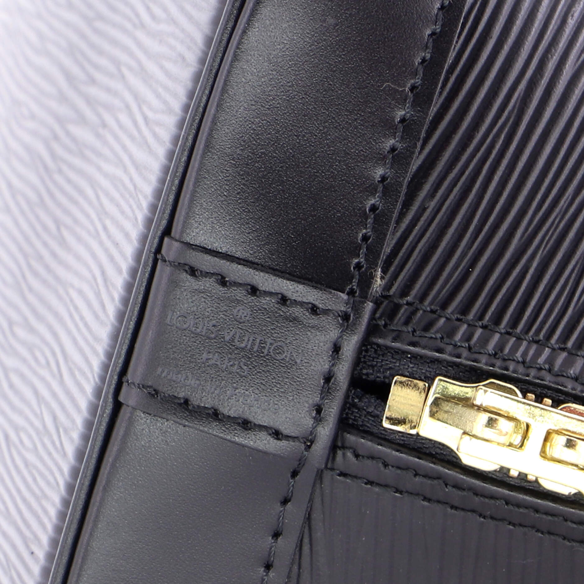 Vintage Alma Handbag Epi Leather PM - Image 7