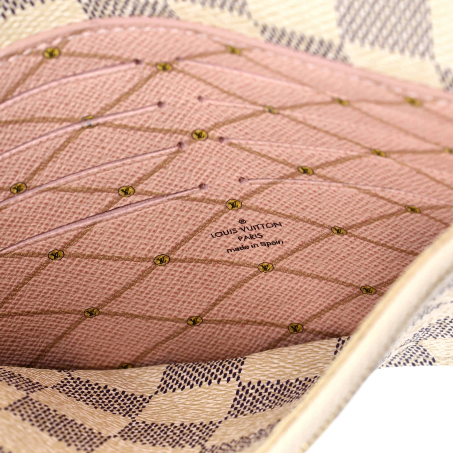 Weekend Pochette Limited Edition Damier Summer Trunks - Image 7