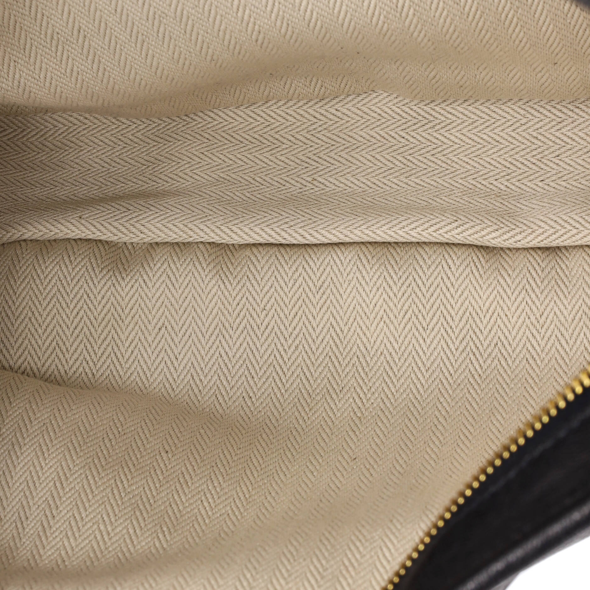 Aventure Shoulder Bag Leather Regular - Image 5