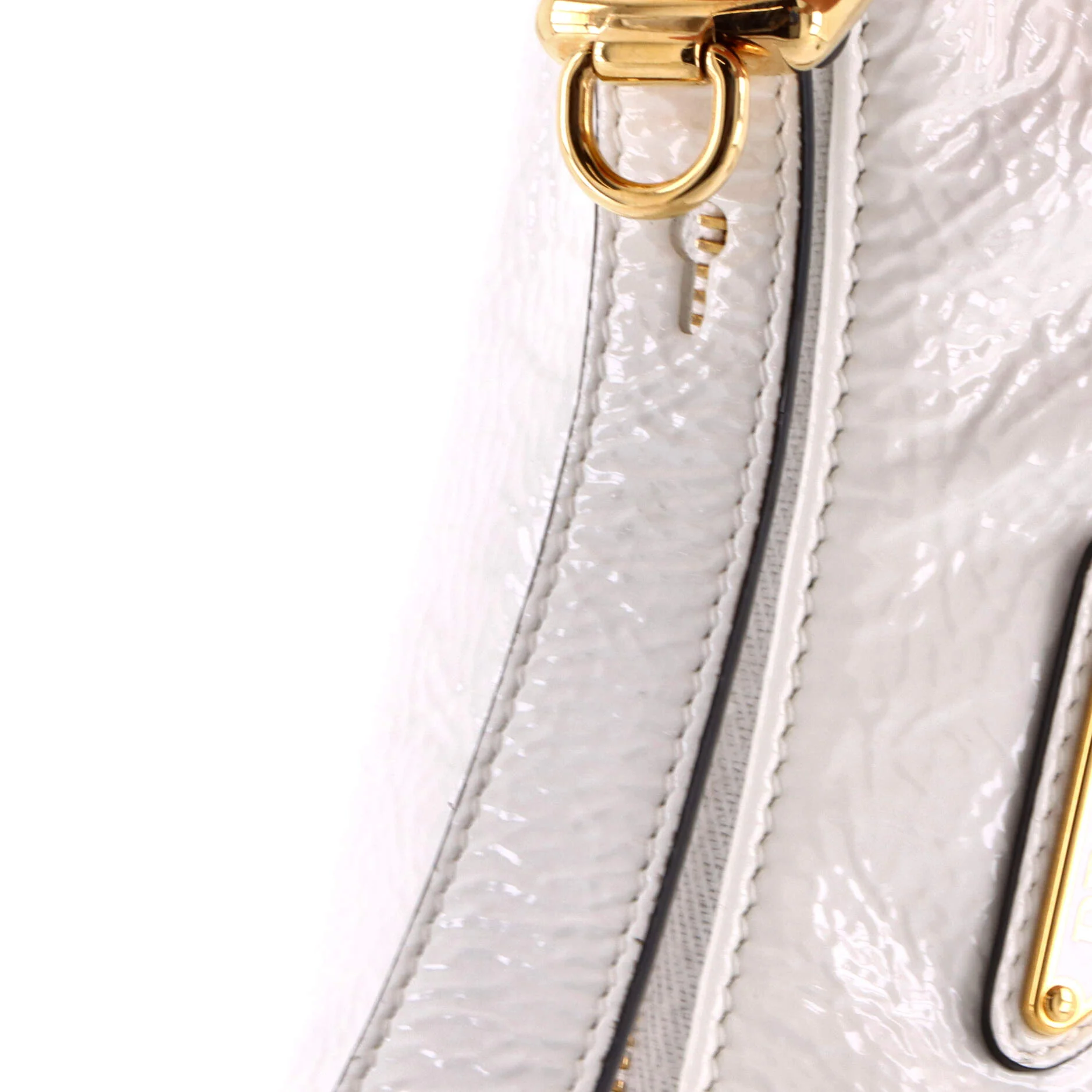 Arque Half Moon Hobo Vernice Naplak Small - Image 6