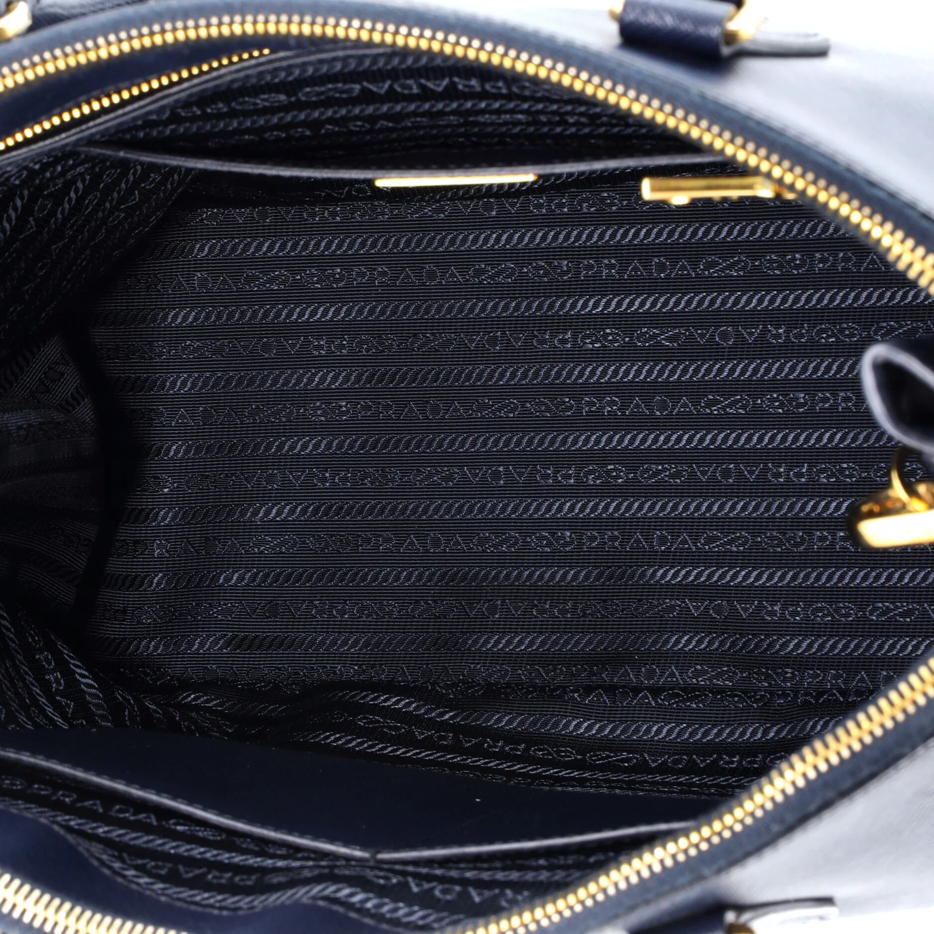 Double Zip Lux Tote Saffiano Leather Medium - Image 5