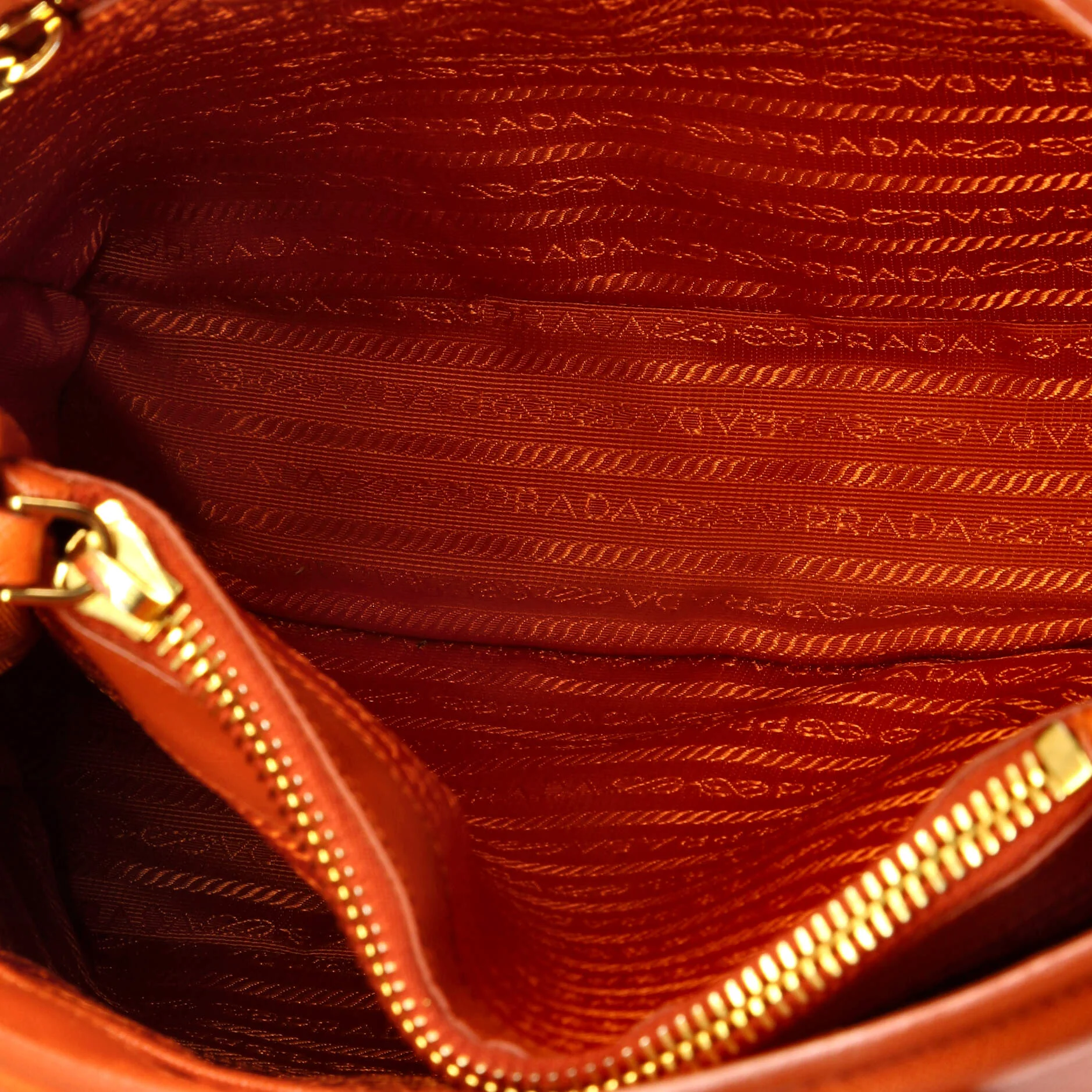 Parabole Tote Saffiano Leather Medium - Image 5