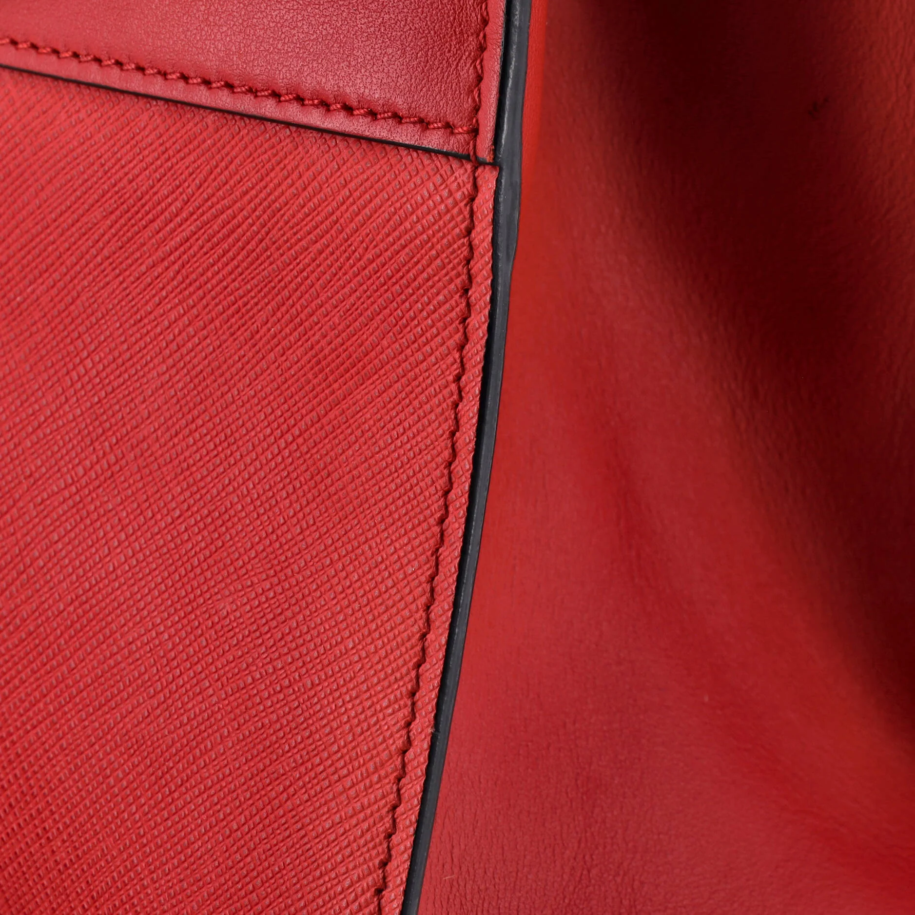 Paradigme Tote Saffiano with City Calf Small - Image 6
