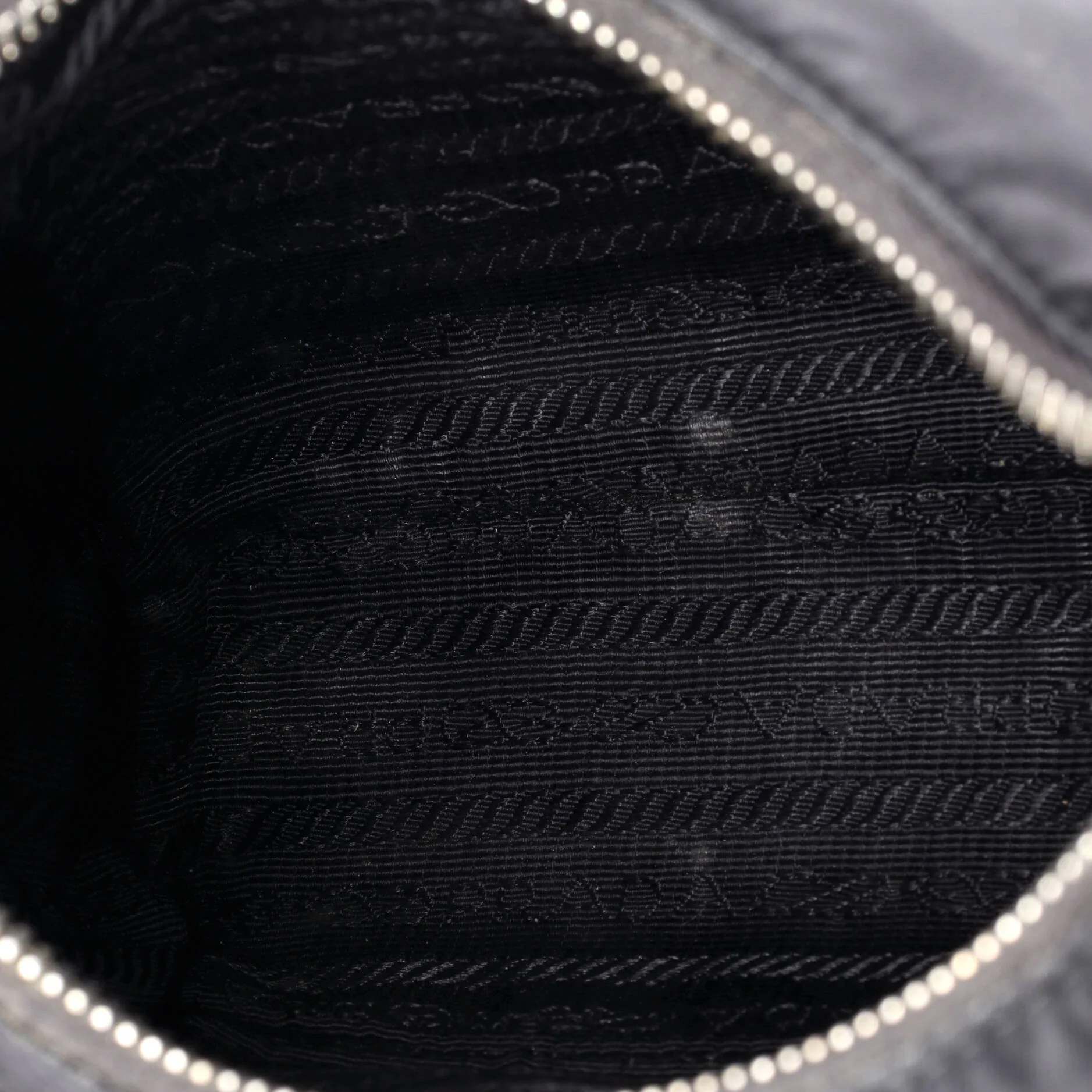 Re-Edition 2005 Shoulder Bag Tessuto Small - Image 5